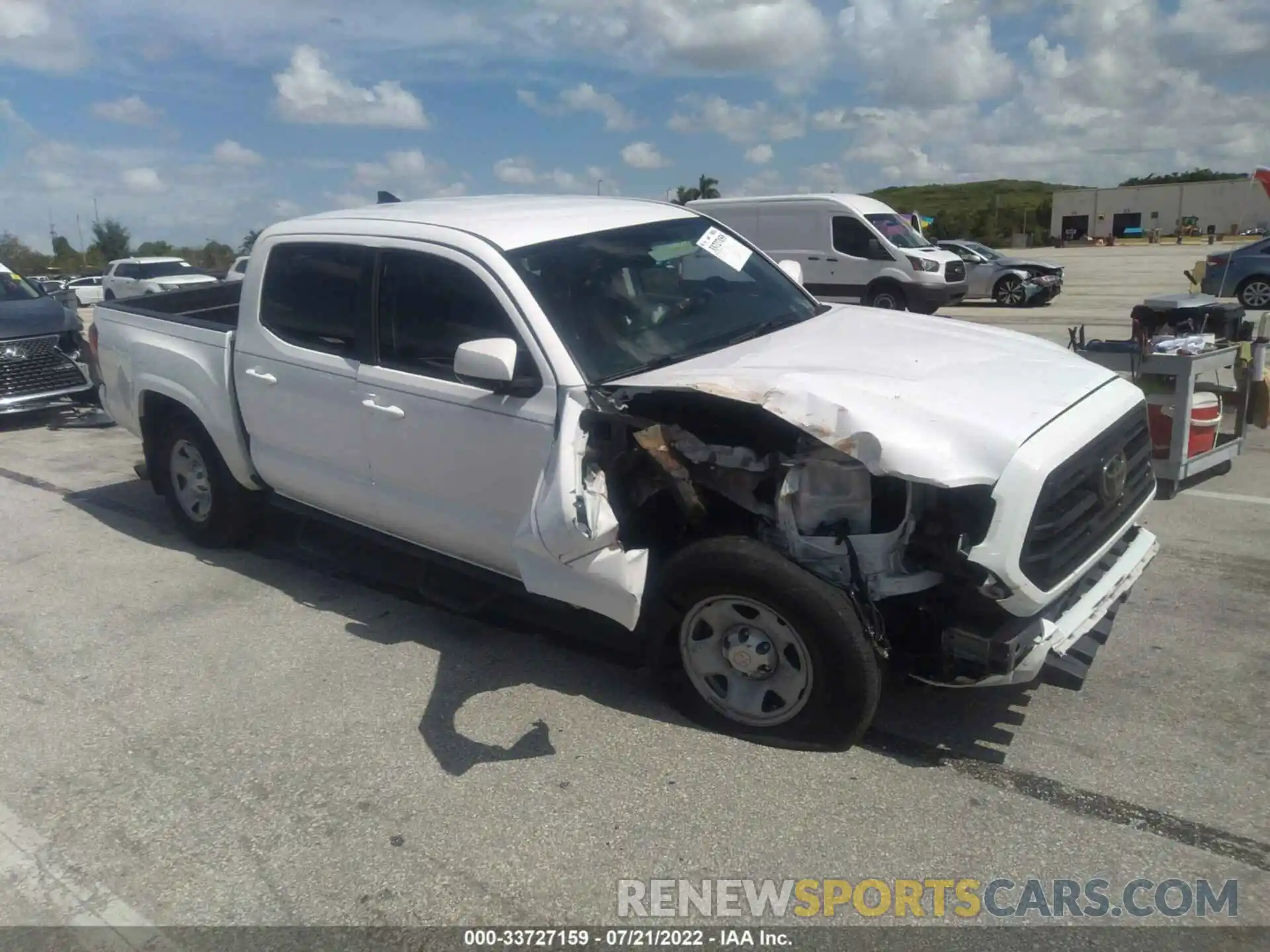 1 Photograph of a damaged car 5TFAX5GN4KX147544 TOYOTA TACOMA 2WD 2019