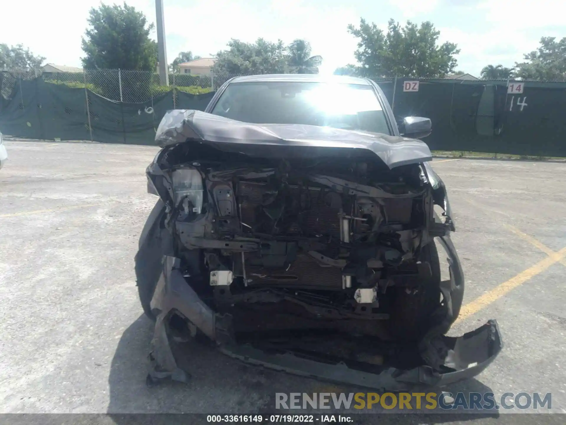 6 Photograph of a damaged car 5TFAX5GN4KX148841 TOYOTA TACOMA 2WD 2019