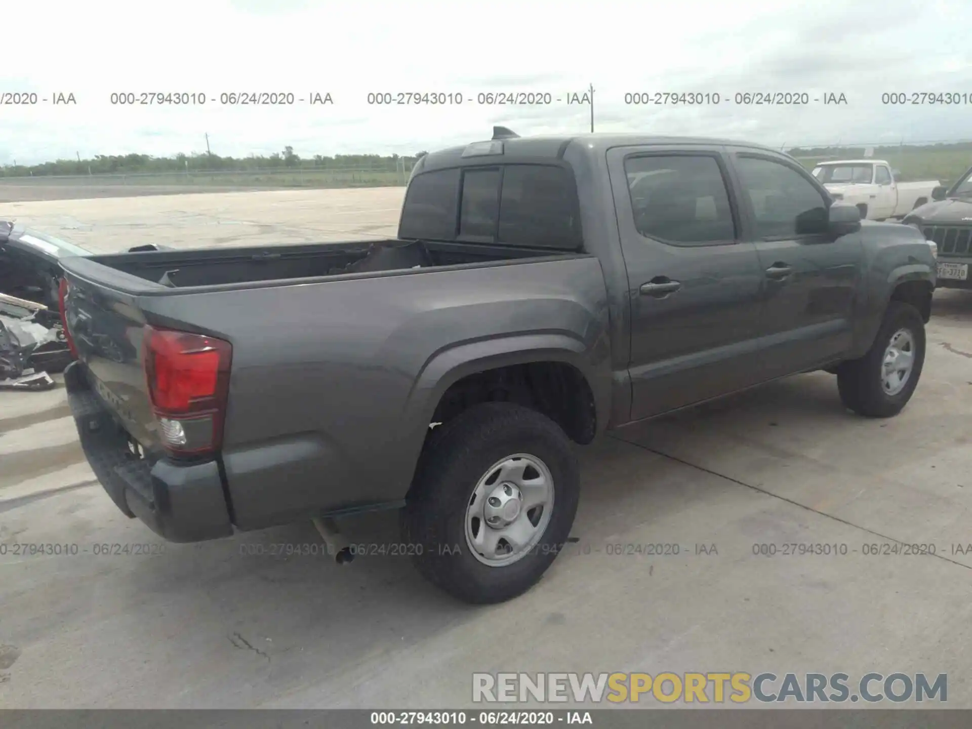 4 Фотография поврежденного автомобиля 5TFAX5GN4KX149696 TOYOTA TACOMA 2WD 2019