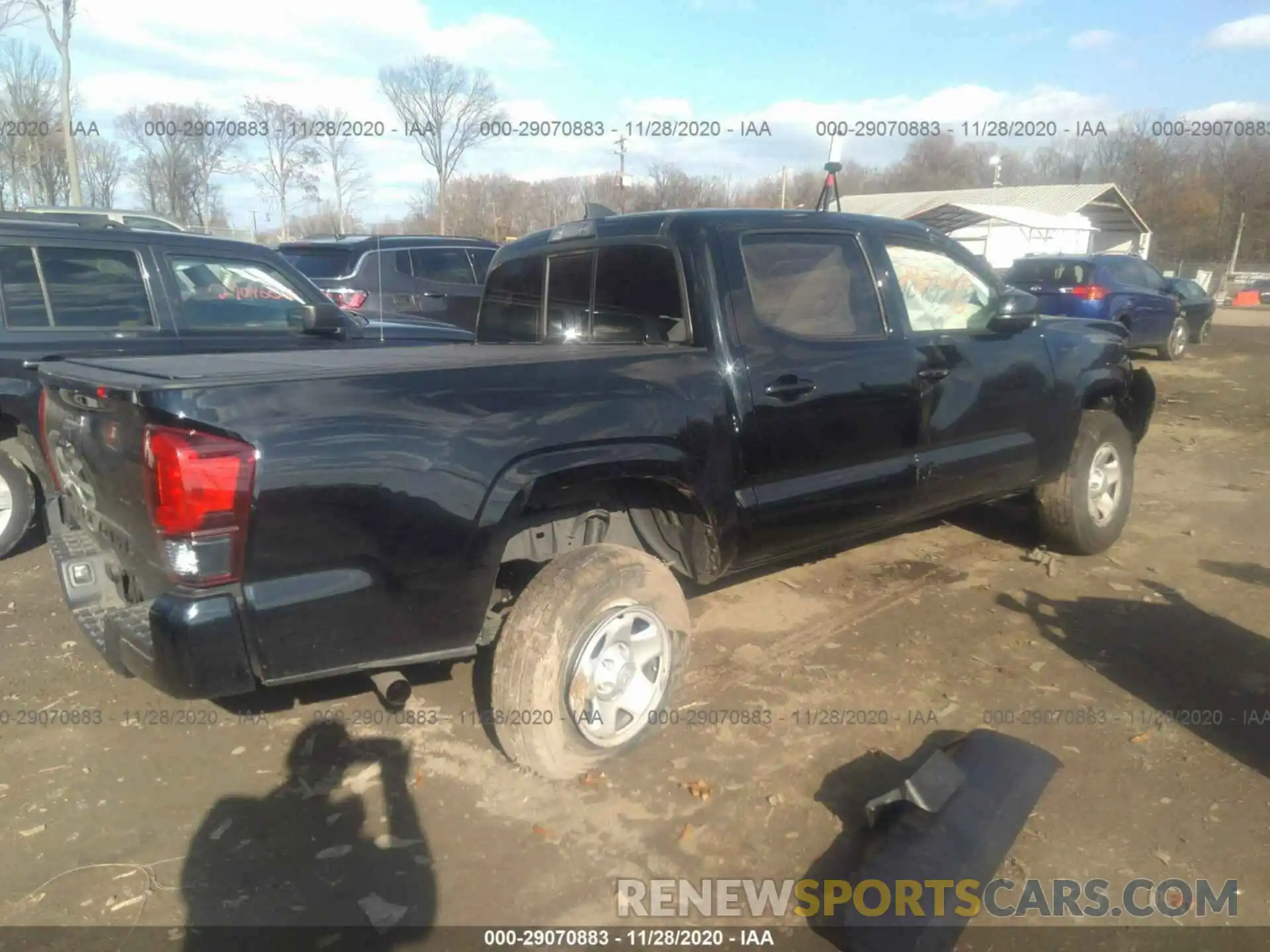 4 Фотография поврежденного автомобиля 5TFAX5GN4KX150606 TOYOTA TACOMA 2WD 2019