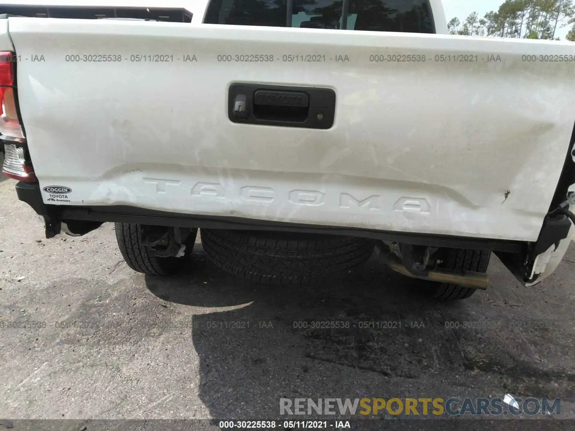 6 Photograph of a damaged car 5TFAX5GN4KX163842 TOYOTA TACOMA 2WD 2019