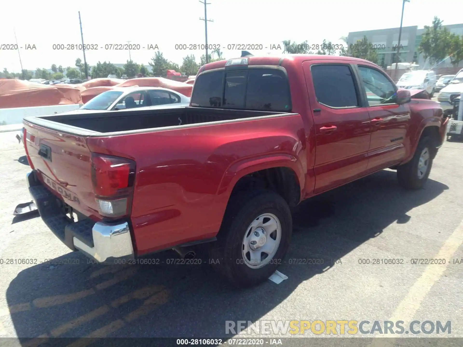 4 Photograph of a damaged car 5TFAX5GN5KX145379 TOYOTA TACOMA 2WD 2019