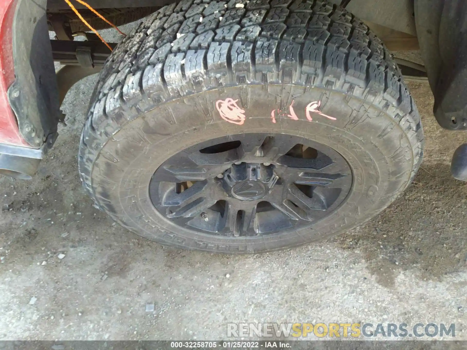 15 Photograph of a damaged car 5TFAX5GN5KX146189 TOYOTA TACOMA 2WD 2019