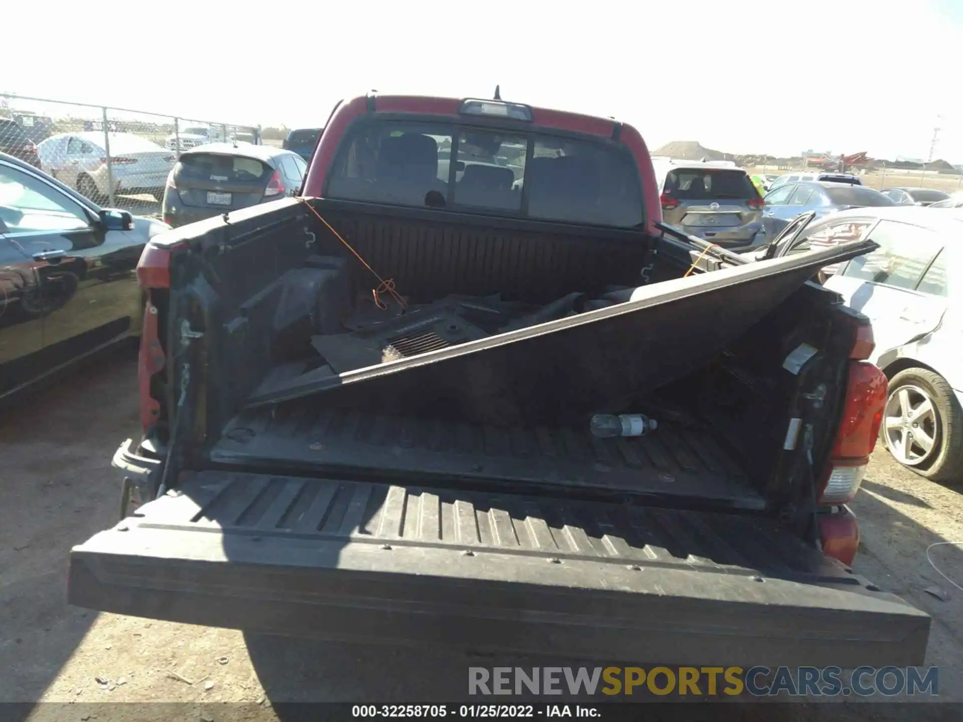 8 Photograph of a damaged car 5TFAX5GN5KX146189 TOYOTA TACOMA 2WD 2019