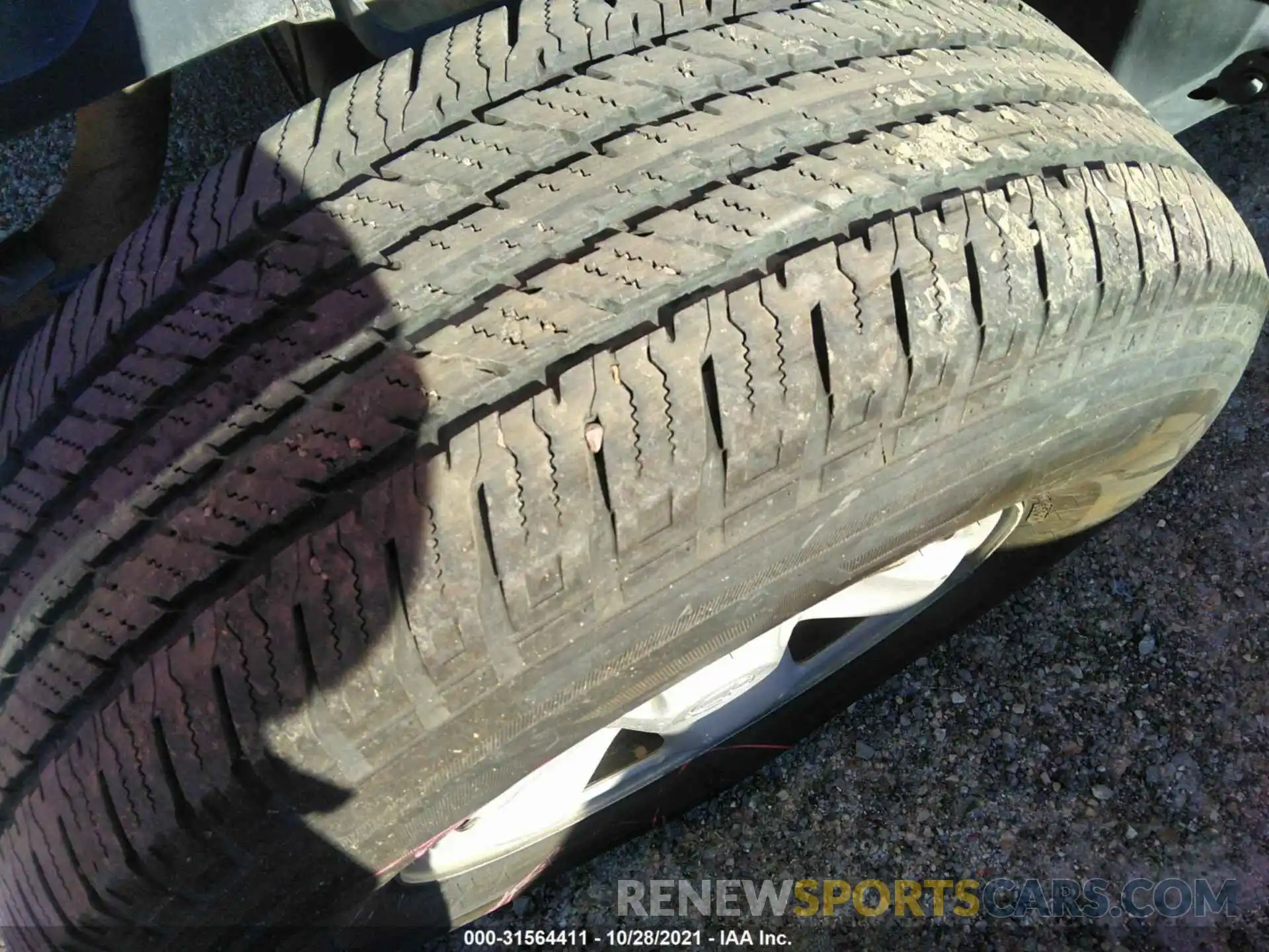 12 Photograph of a damaged car 5TFAX5GN5KX148024 TOYOTA TACOMA 2WD 2019