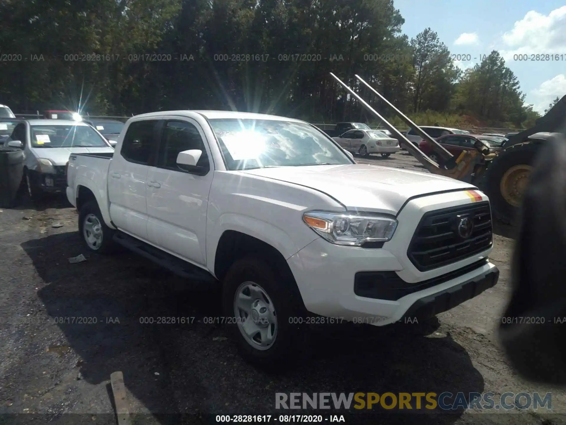 1 Photograph of a damaged car 5TFAX5GN5KX148721 TOYOTA TACOMA 2WD 2019