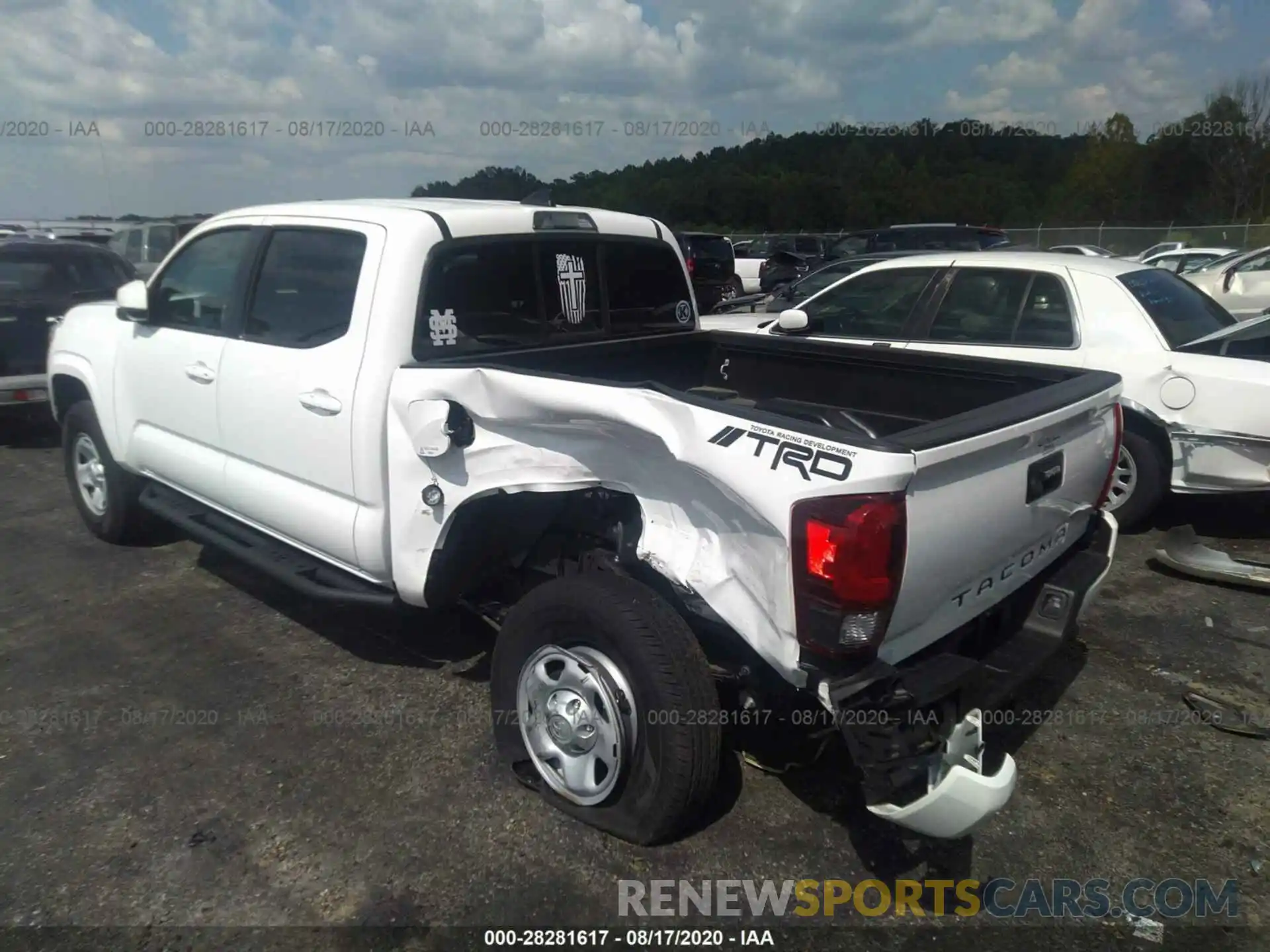 3 Photograph of a damaged car 5TFAX5GN5KX148721 TOYOTA TACOMA 2WD 2019