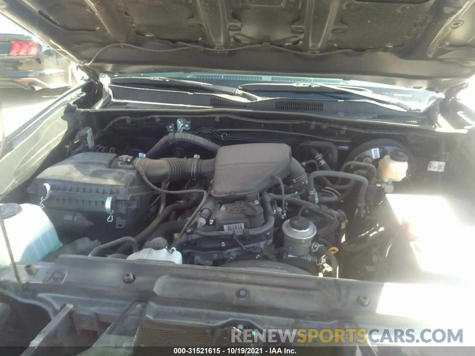 10 Photograph of a damaged car 5TFAX5GN5KX149402 TOYOTA TACOMA 2WD 2019