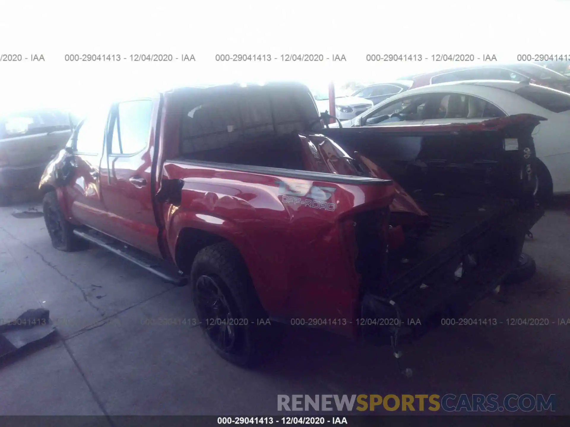 3 Photograph of a damaged car 5TFAX5GN5KX158777 TOYOTA TACOMA 2WD 2019