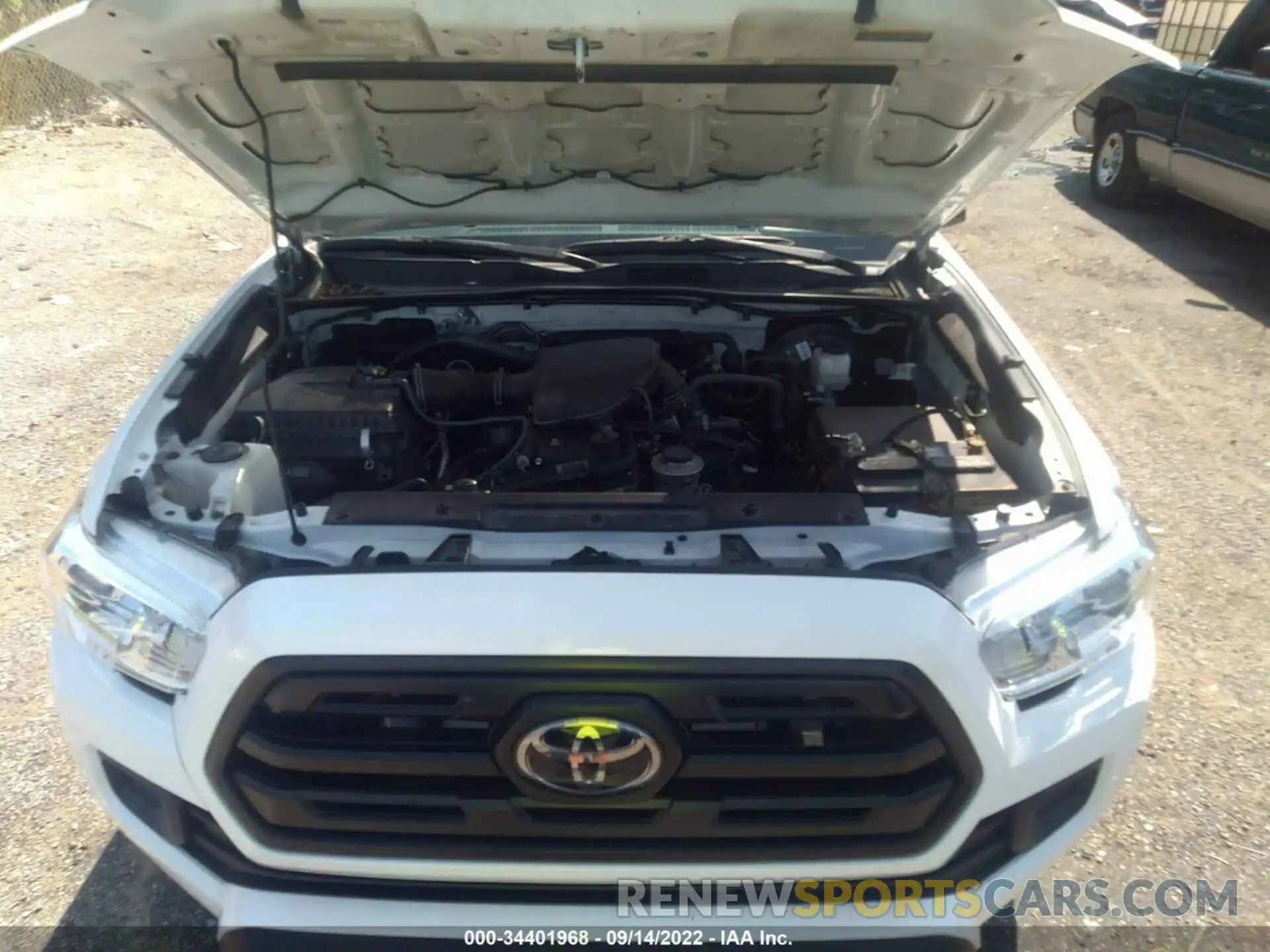 10 Photograph of a damaged car 5TFAX5GN5KX159539 TOYOTA TACOMA 2WD 2019