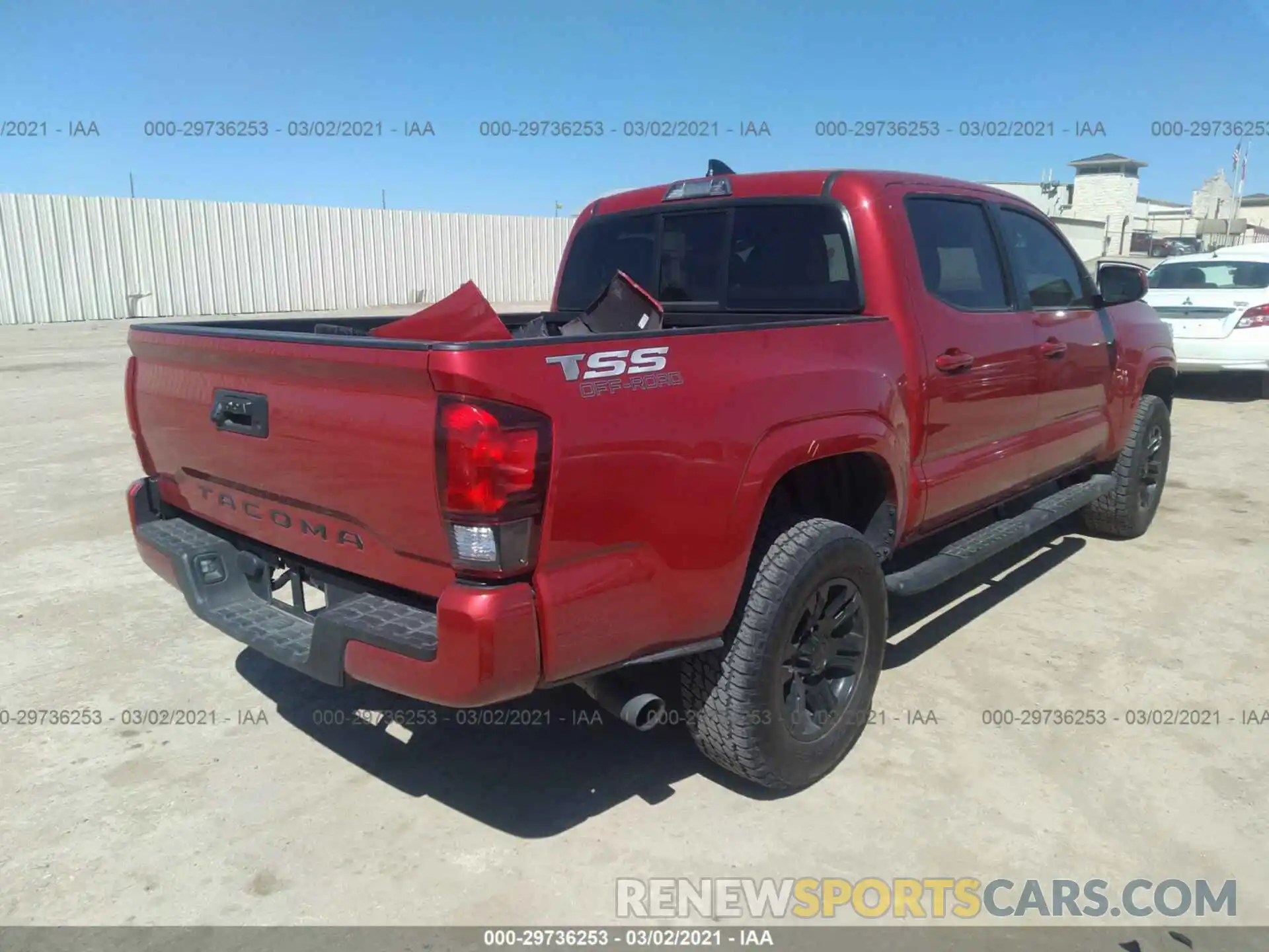 4 Photograph of a damaged car 5TFAX5GN5KX160870 TOYOTA TACOMA 2WD 2019