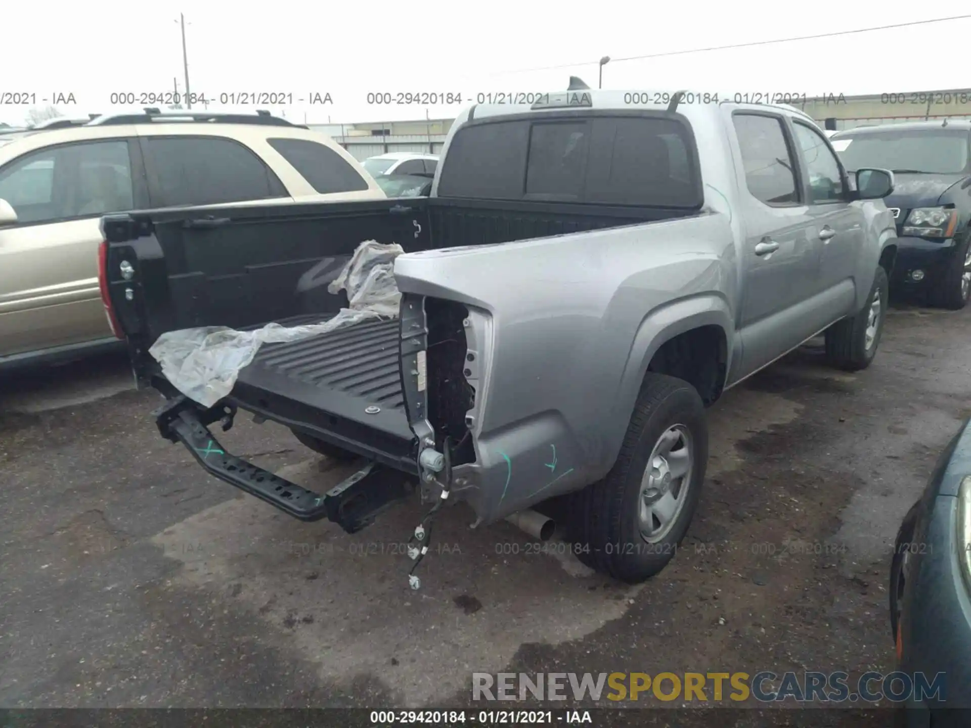 4 Фотография поврежденного автомобиля 5TFAX5GN6KX136612 TOYOTA TACOMA 2WD 2019