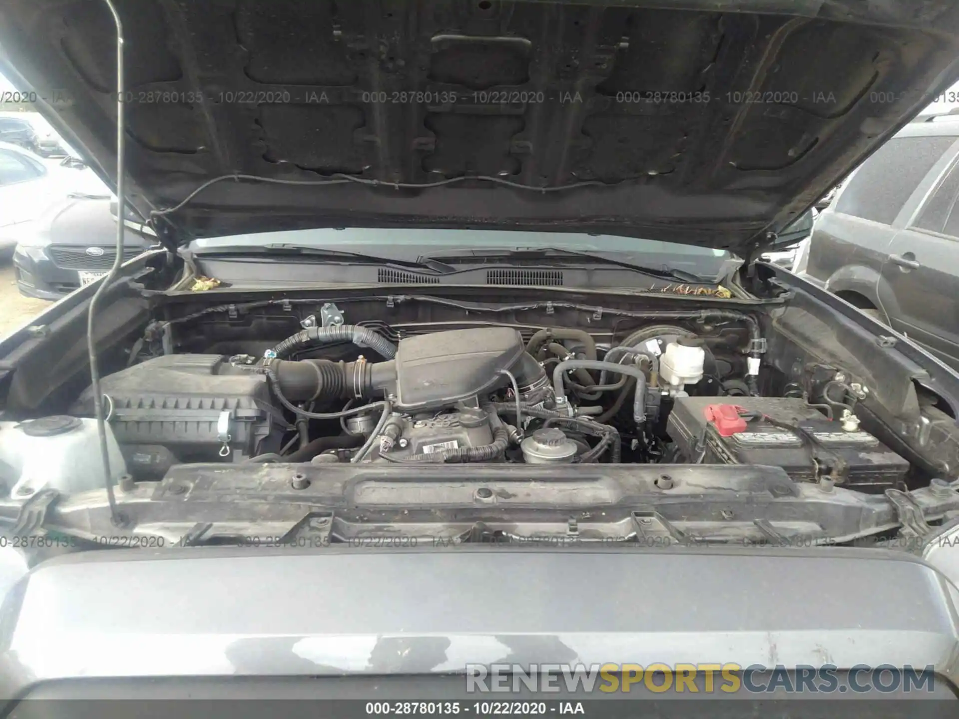 10 Photograph of a damaged car 5TFAX5GN6KX153247 TOYOTA TACOMA 2WD 2019