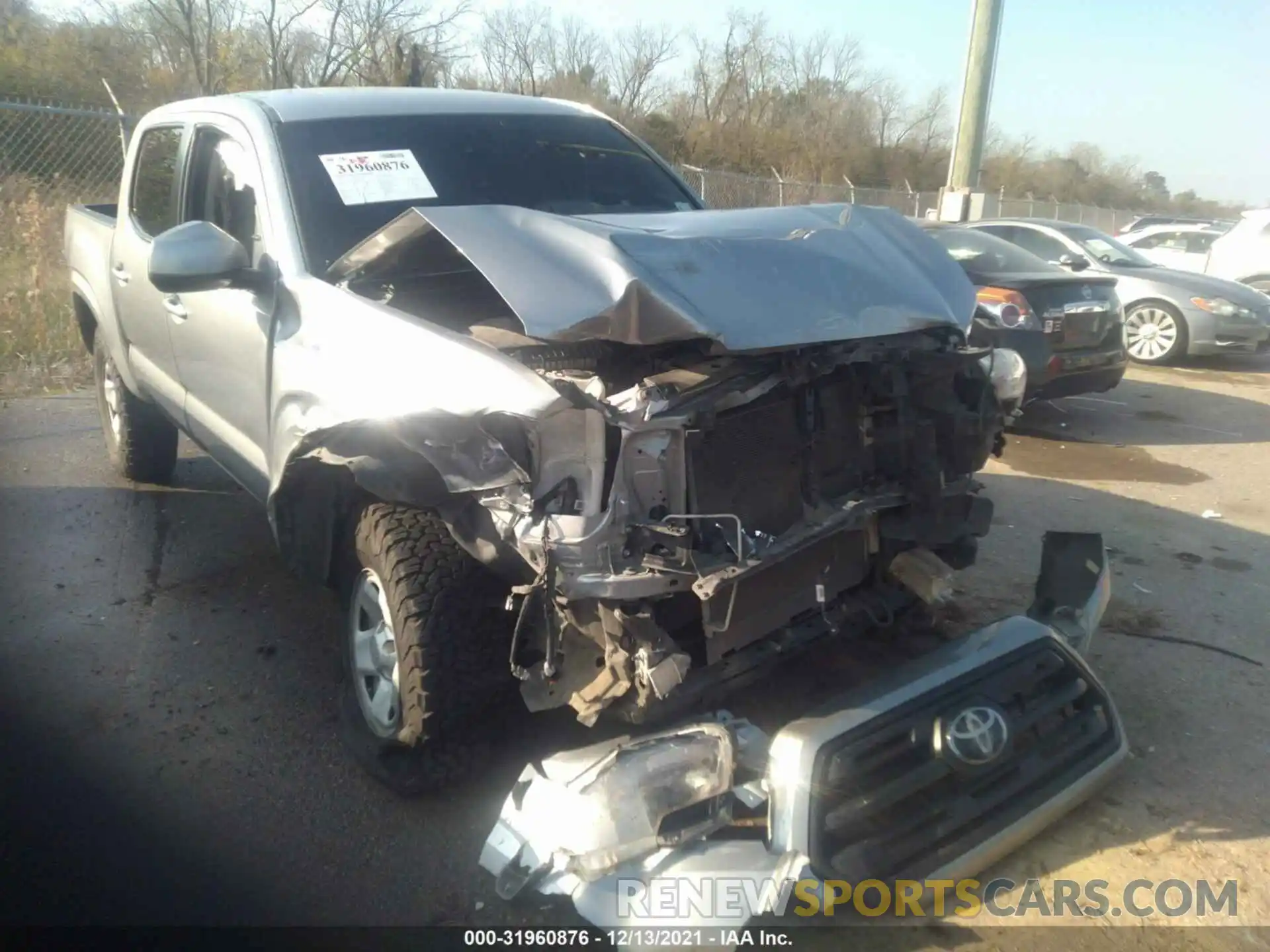 1 Photograph of a damaged car 5TFAX5GN6KX155564 TOYOTA TACOMA 2WD 2019