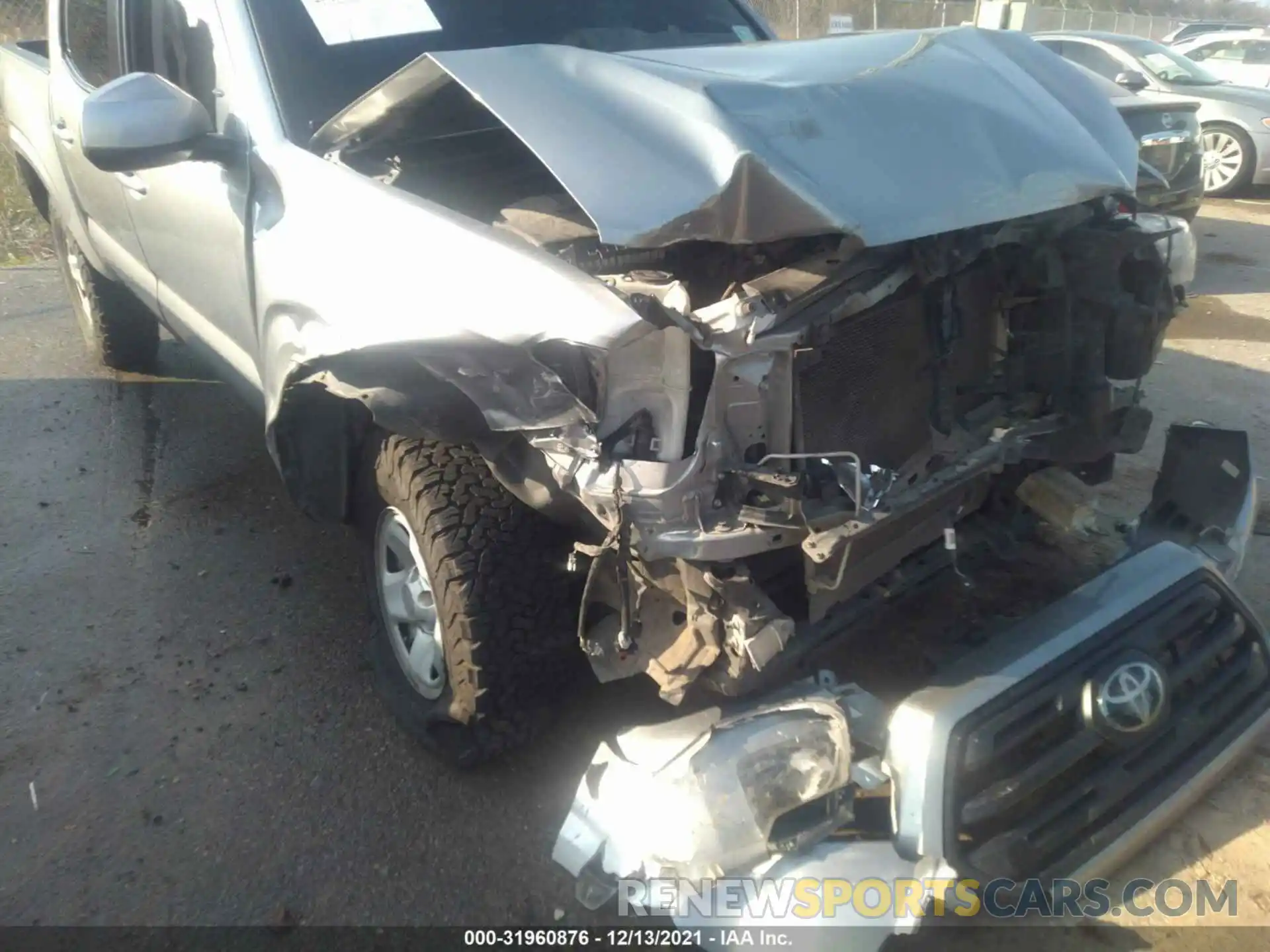 6 Photograph of a damaged car 5TFAX5GN6KX155564 TOYOTA TACOMA 2WD 2019