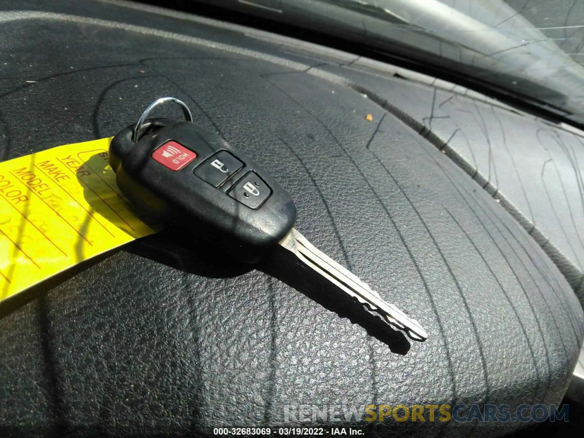 11 Photograph of a damaged car 5TFAX5GN6KX160523 TOYOTA TACOMA 2WD 2019