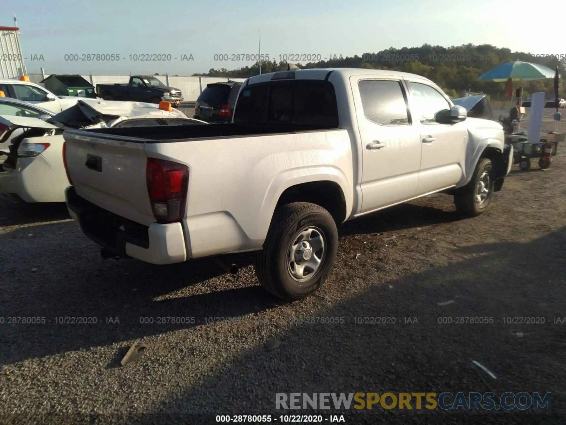 4 Фотография поврежденного автомобиля 5TFAX5GN6KX163695 TOYOTA TACOMA 2WD 2019