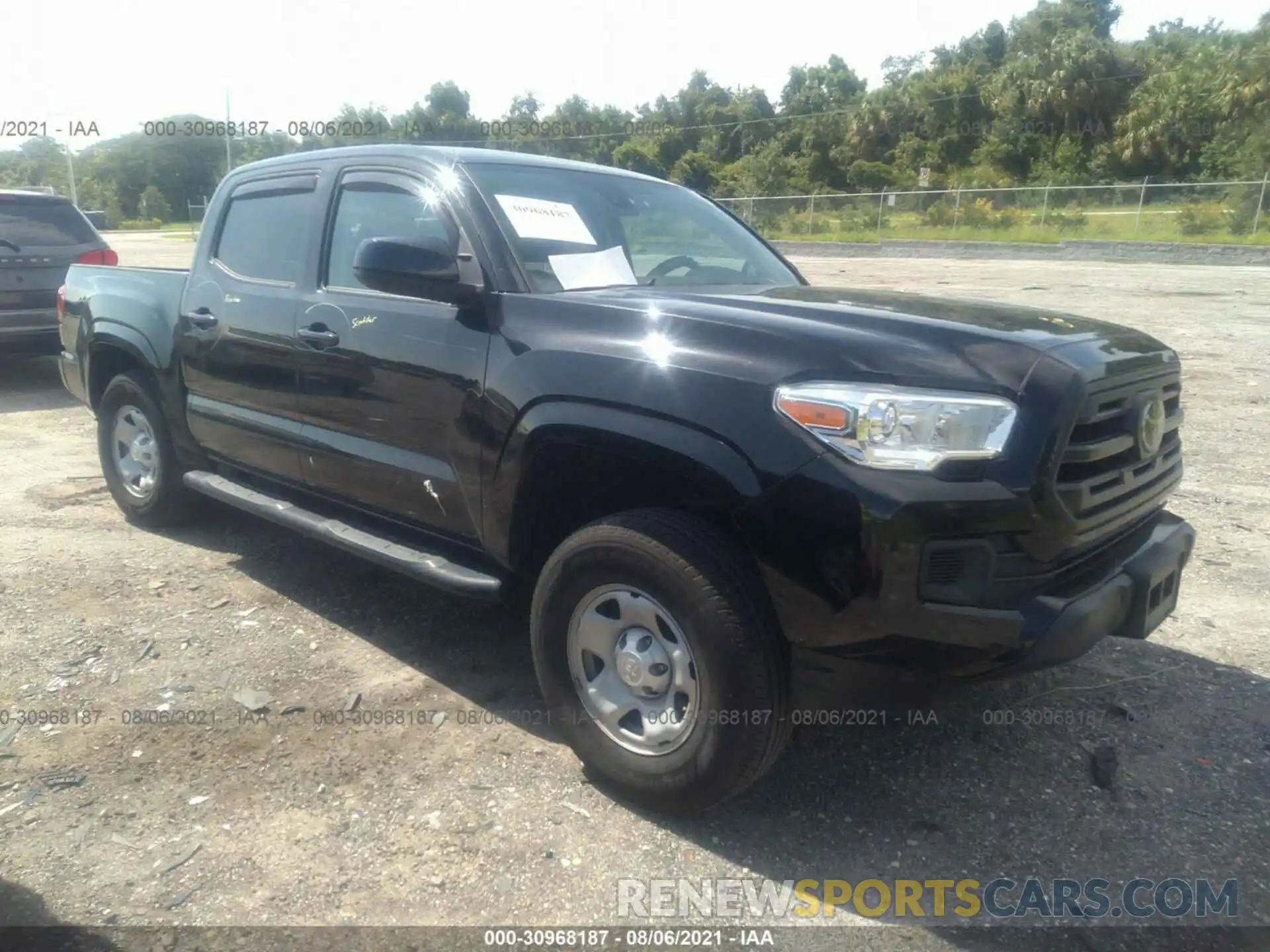 1 Photograph of a damaged car 5TFAX5GN7KX132794 TOYOTA TACOMA 2WD 2019