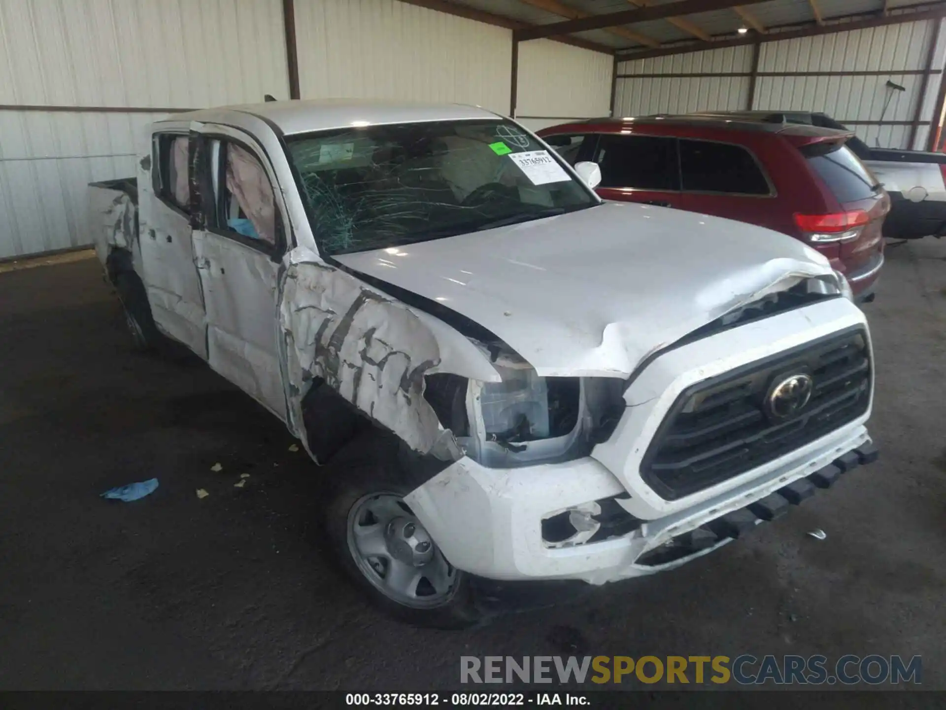 1 Photograph of a damaged car 5TFAX5GN7KX136991 TOYOTA TACOMA 2WD 2019