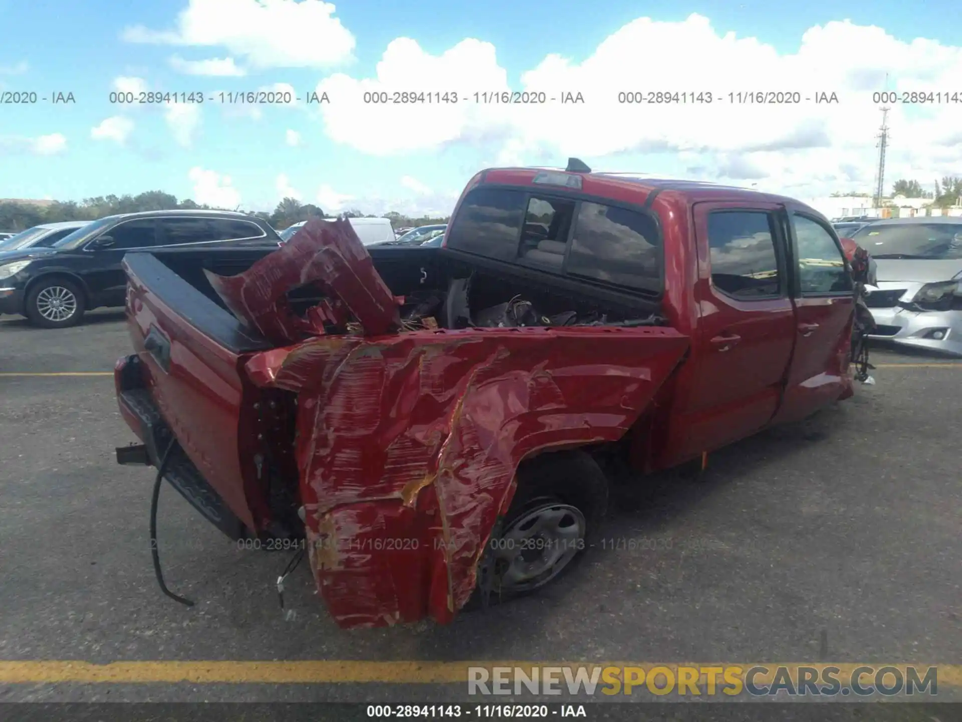 4 Photograph of a damaged car 5TFAX5GN7KX154018 TOYOTA TACOMA 2WD 2019