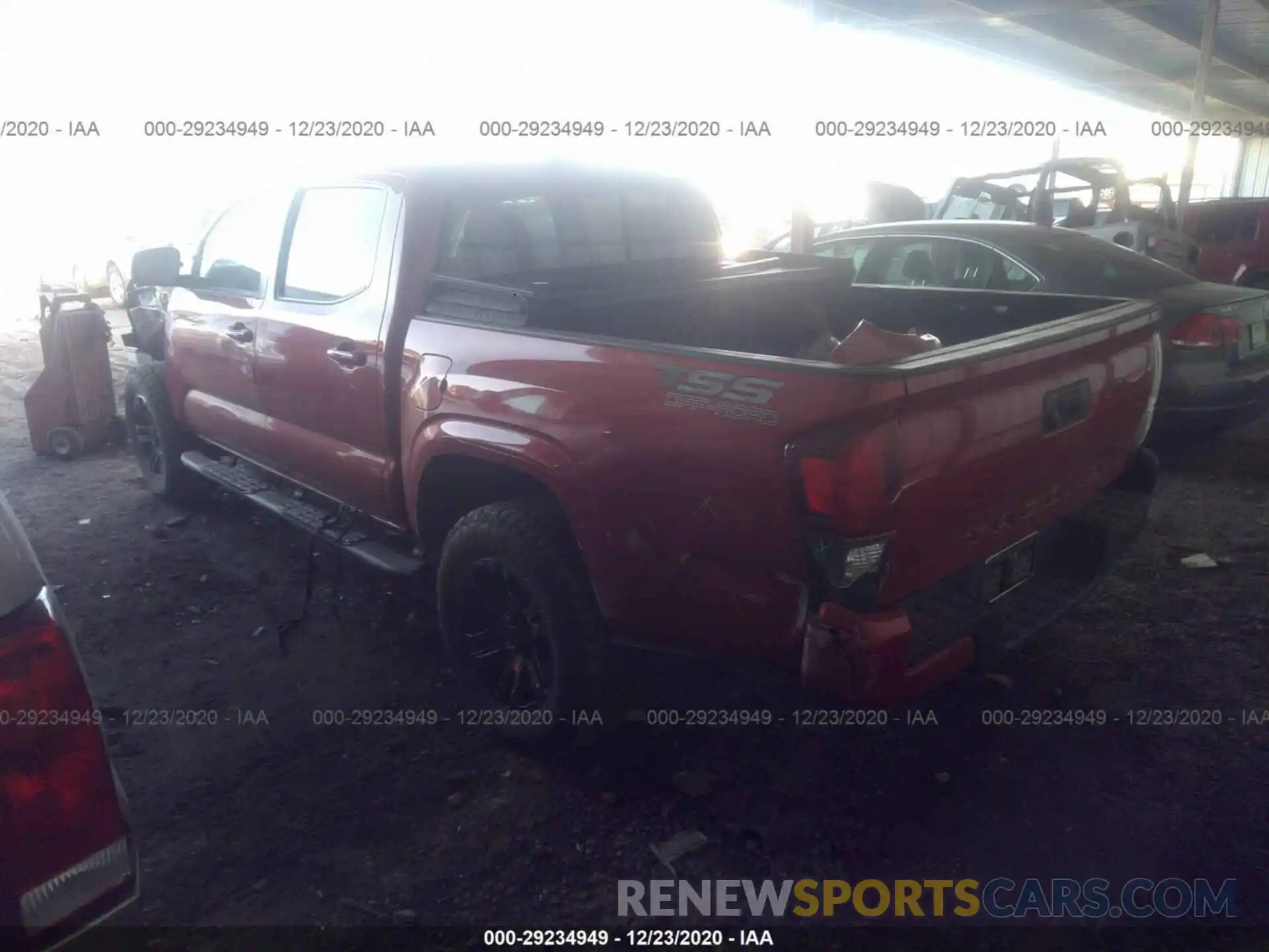 3 Фотография поврежденного автомобиля 5TFAX5GN8KX139477 TOYOTA TACOMA 2WD 2019