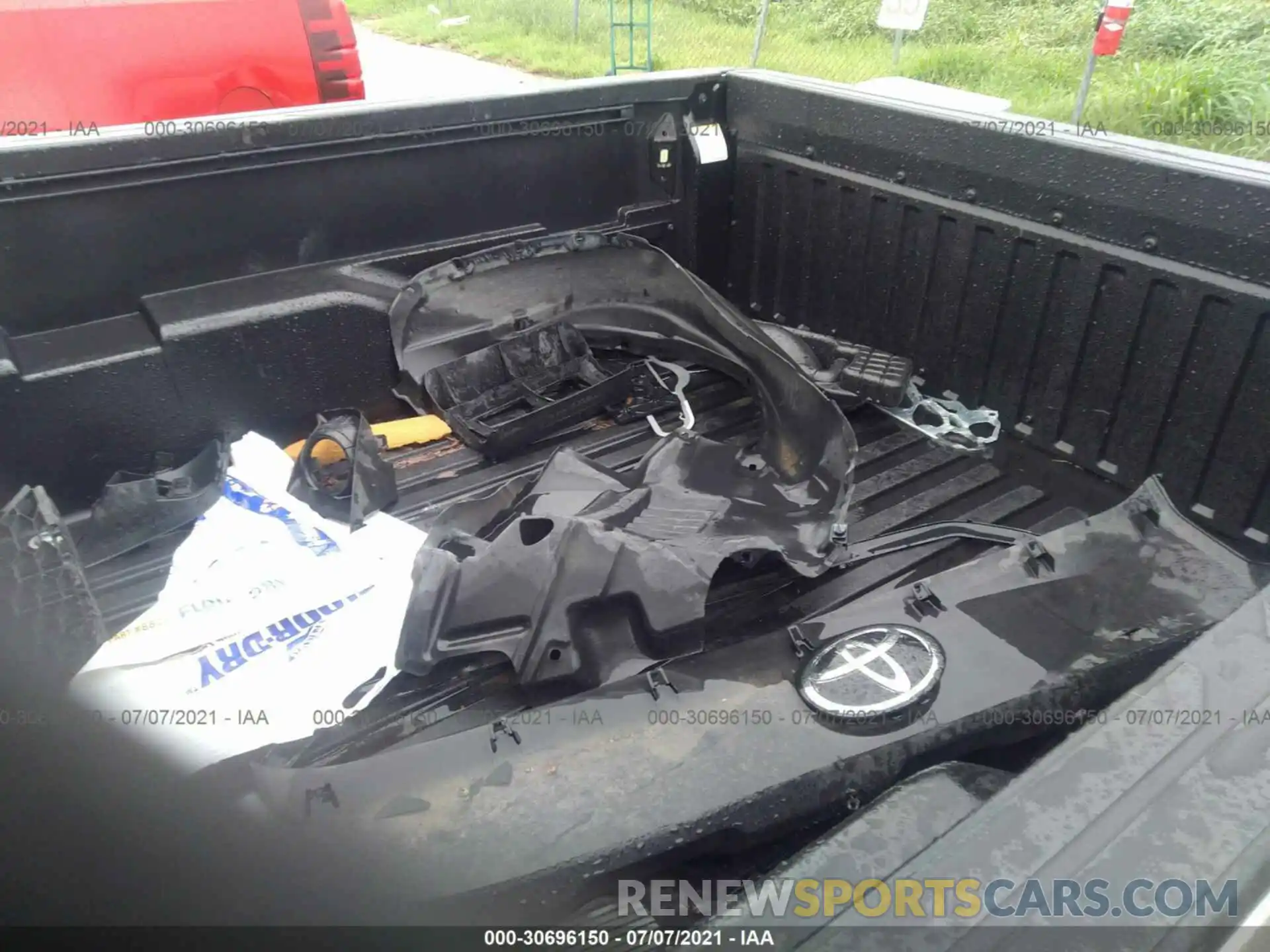 12 Photograph of a damaged car 5TFAX5GN8KX140225 TOYOTA TACOMA 2WD 2019