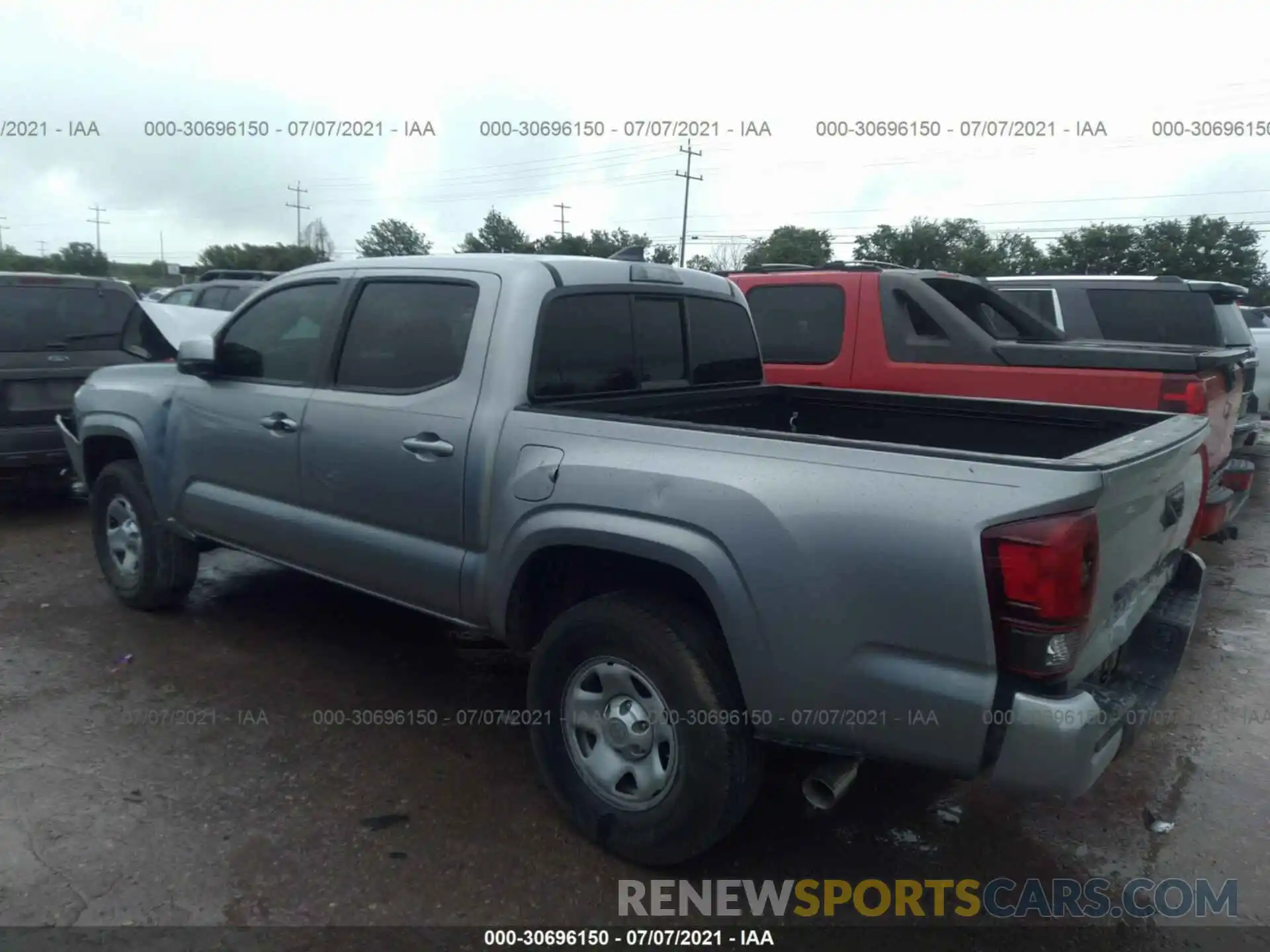 3 Photograph of a damaged car 5TFAX5GN8KX140225 TOYOTA TACOMA 2WD 2019