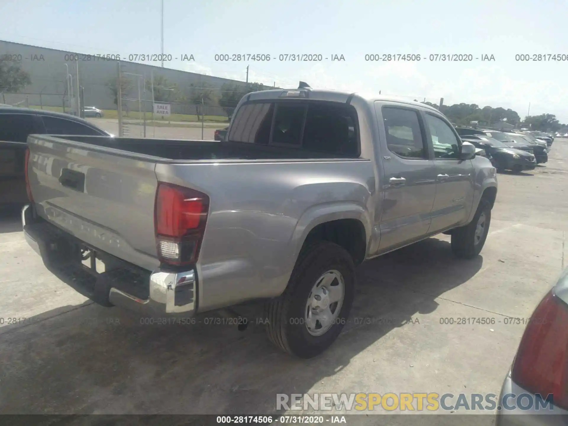 4 Photograph of a damaged car 5TFAX5GN9KX139732 TOYOTA TACOMA 2WD 2019