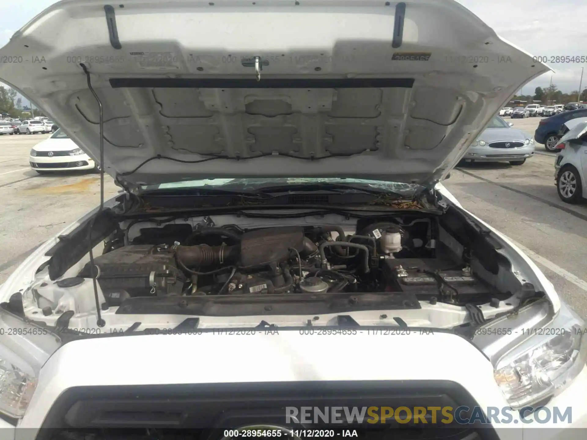 10 Photograph of a damaged car 5TFAX5GN9KX161102 TOYOTA TACOMA 2WD 2019