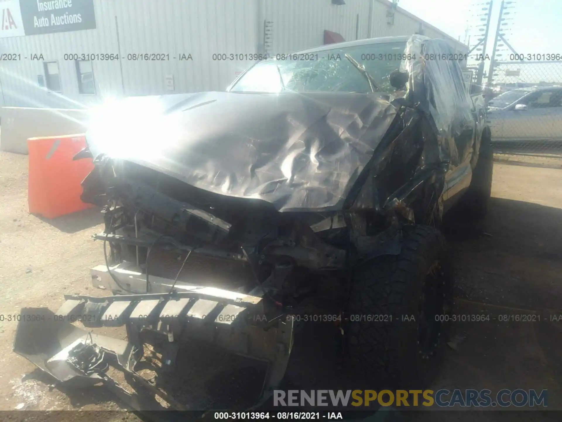 6 Photograph of a damaged car 5TFAX5GN9KX163142 TOYOTA TACOMA 2WD 2019