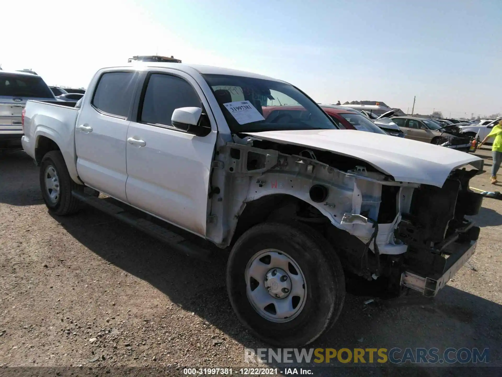 1 Photograph of a damaged car 5TFAX5GNXKX135589 TOYOTA TACOMA 2WD 2019