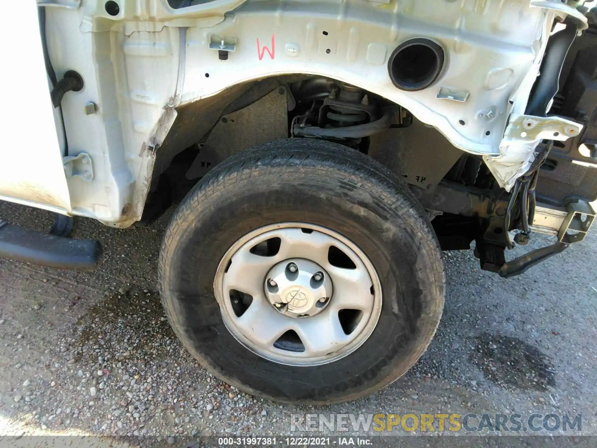 14 Photograph of a damaged car 5TFAX5GNXKX135589 TOYOTA TACOMA 2WD 2019