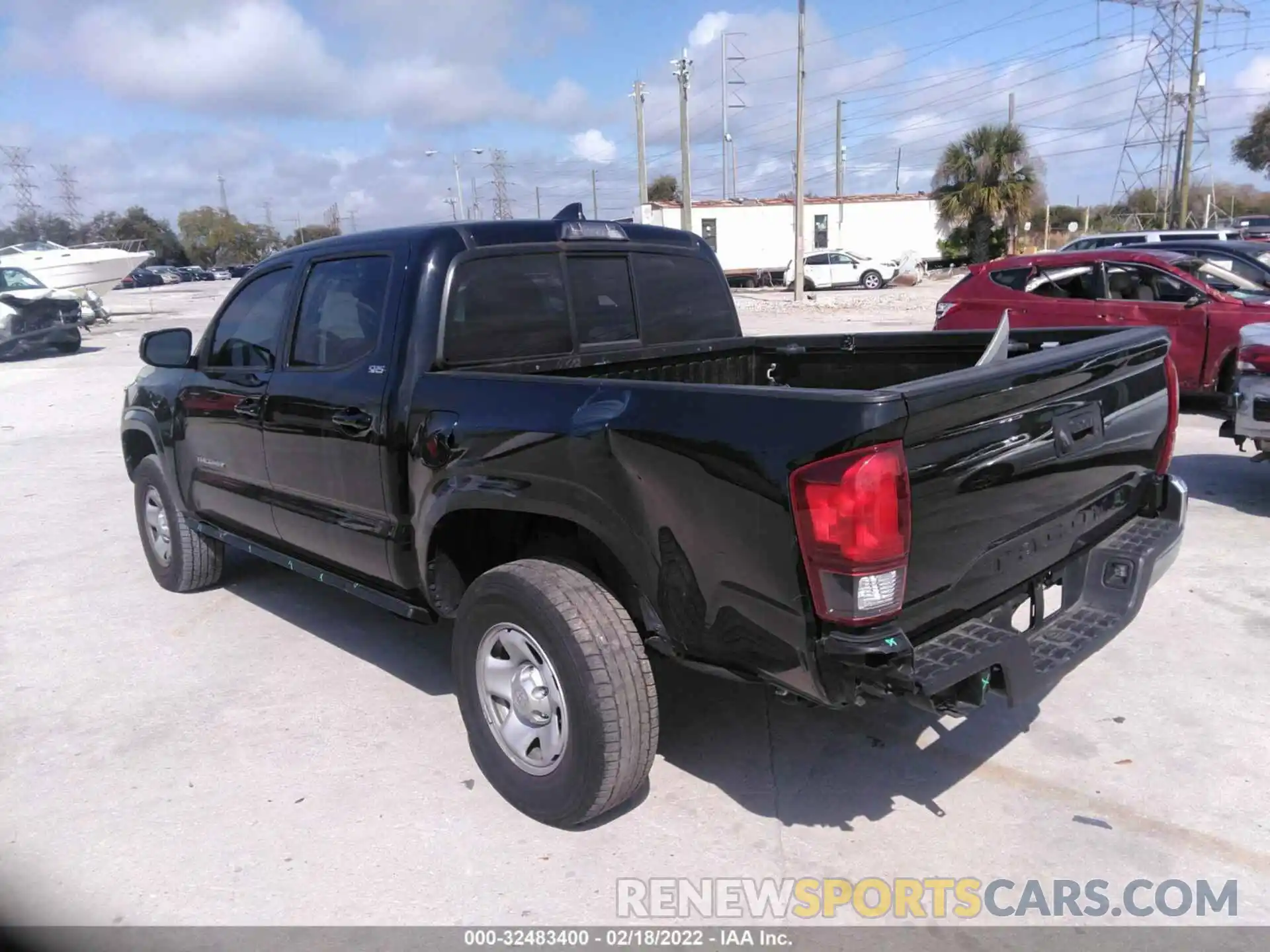 3 Photograph of a damaged car 5TFAX5GNXKX139531 TOYOTA TACOMA 2WD 2019