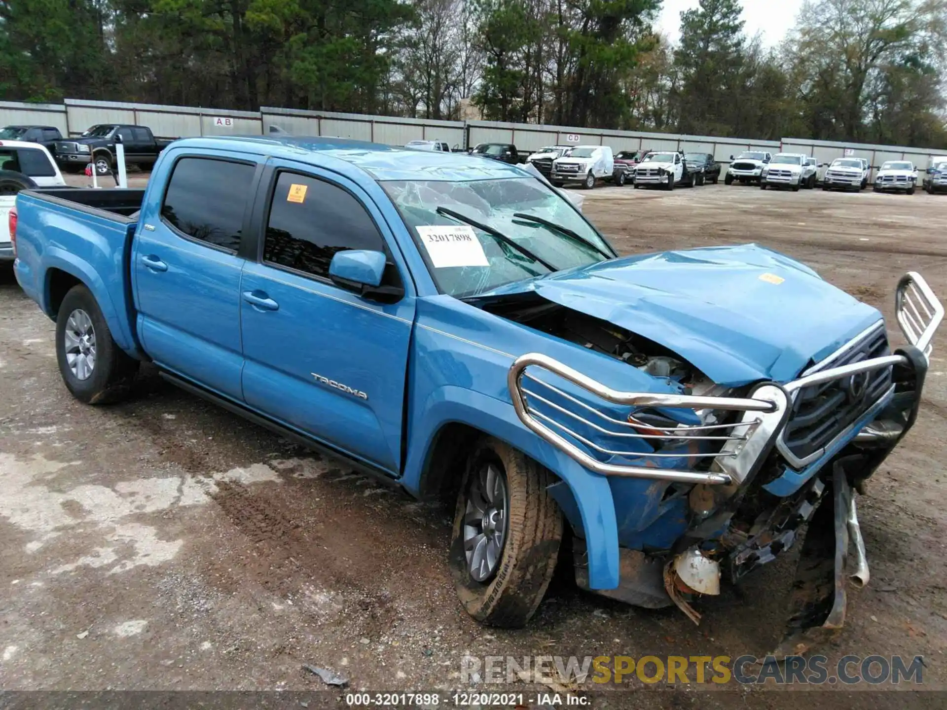 1 Photograph of a damaged car 5TFAZ5CN0KX074723 TOYOTA TACOMA 2WD 2019