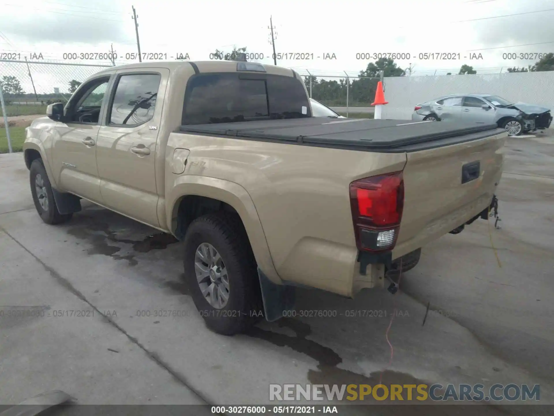 3 Photograph of a damaged car 5TFAZ5CN0KX075595 TOYOTA TACOMA 2WD 2019