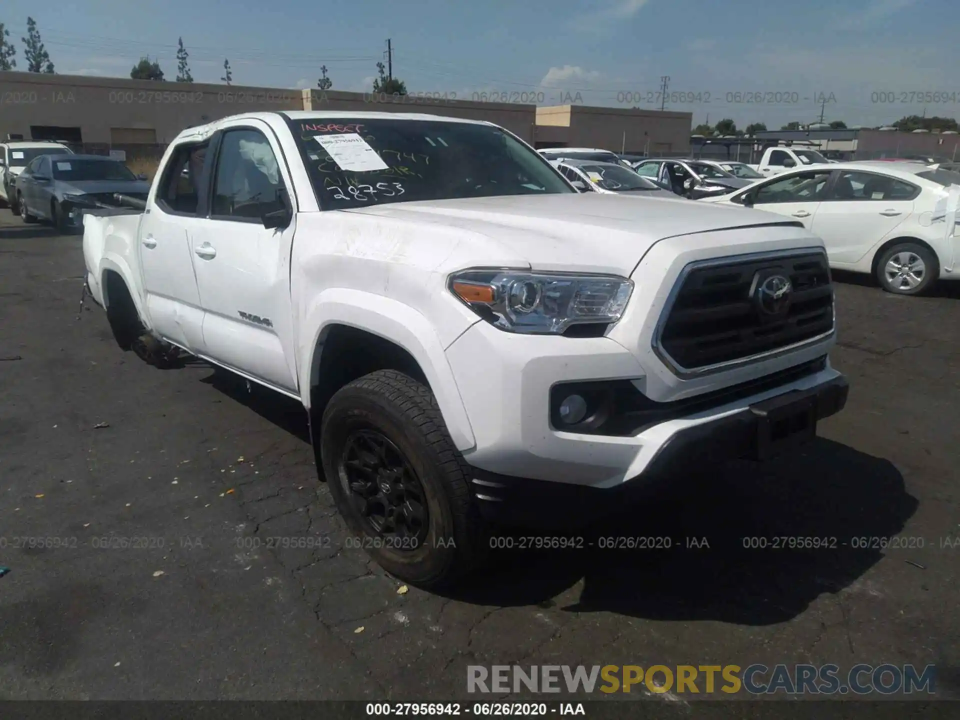 1 Photograph of a damaged car 5TFAZ5CN0KX075984 TOYOTA TACOMA 2WD 2019