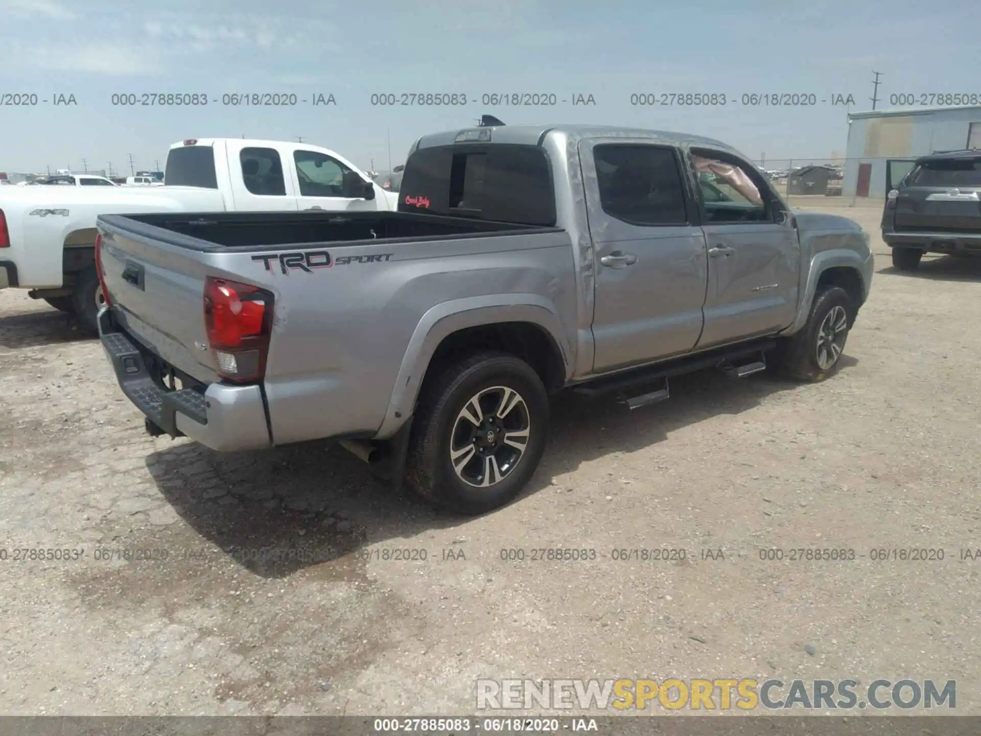 4 Фотография поврежденного автомобиля 5TFAZ5CN0KX077380 TOYOTA TACOMA 2WD 2019