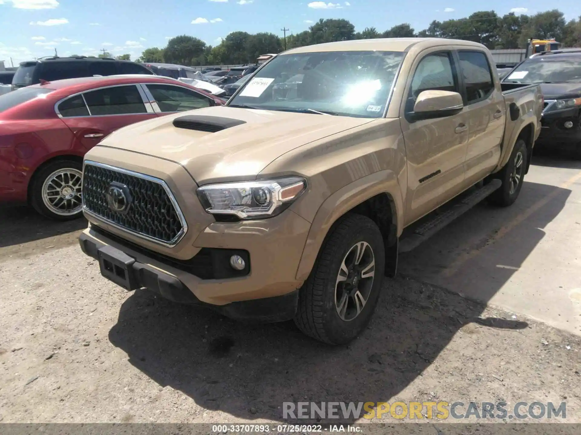 2 Photograph of a damaged car 5TFAZ5CN0KX079548 TOYOTA TACOMA 2WD 2019