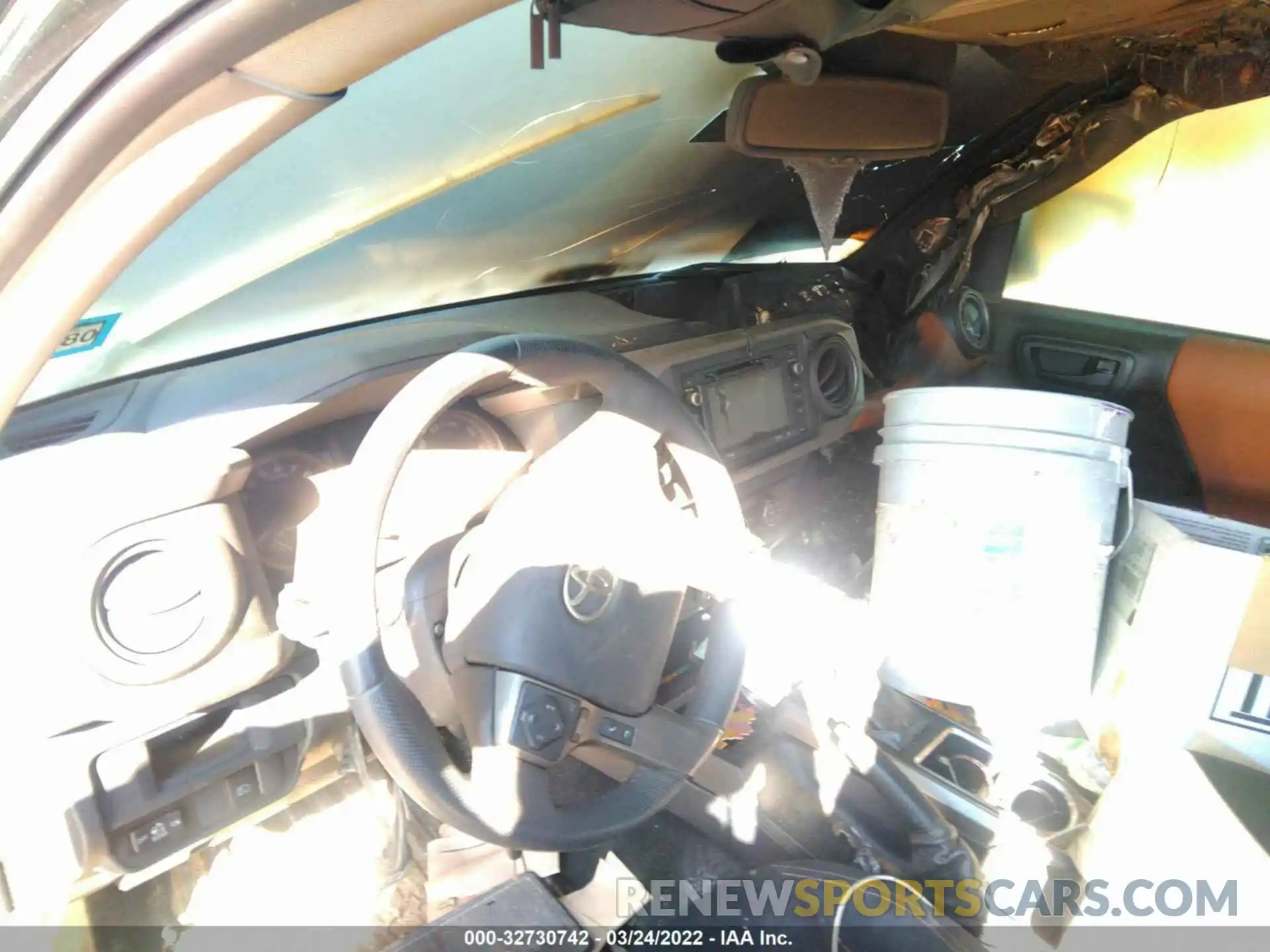 6 Photograph of a damaged car 5TFAZ5CN0KX083907 TOYOTA TACOMA 2WD 2019