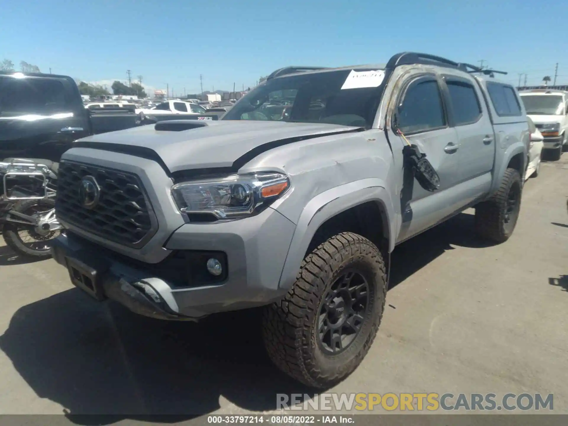 2 Фотография поврежденного автомобиля 5TFAZ5CN1KX076139 TOYOTA TACOMA 2WD 2019