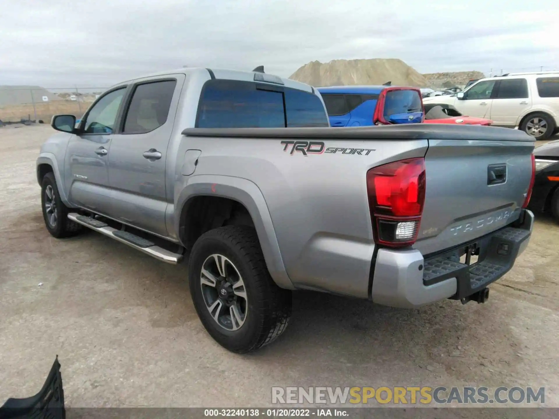 3 Photograph of a damaged car 5TFAZ5CN1KX076173 TOYOTA TACOMA 2WD 2019