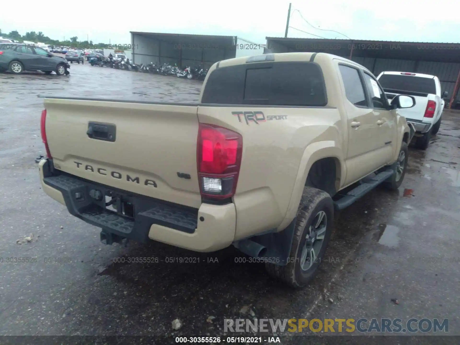 4 Фотография поврежденного автомобиля 5TFAZ5CN1KX078473 TOYOTA TACOMA 2WD 2019