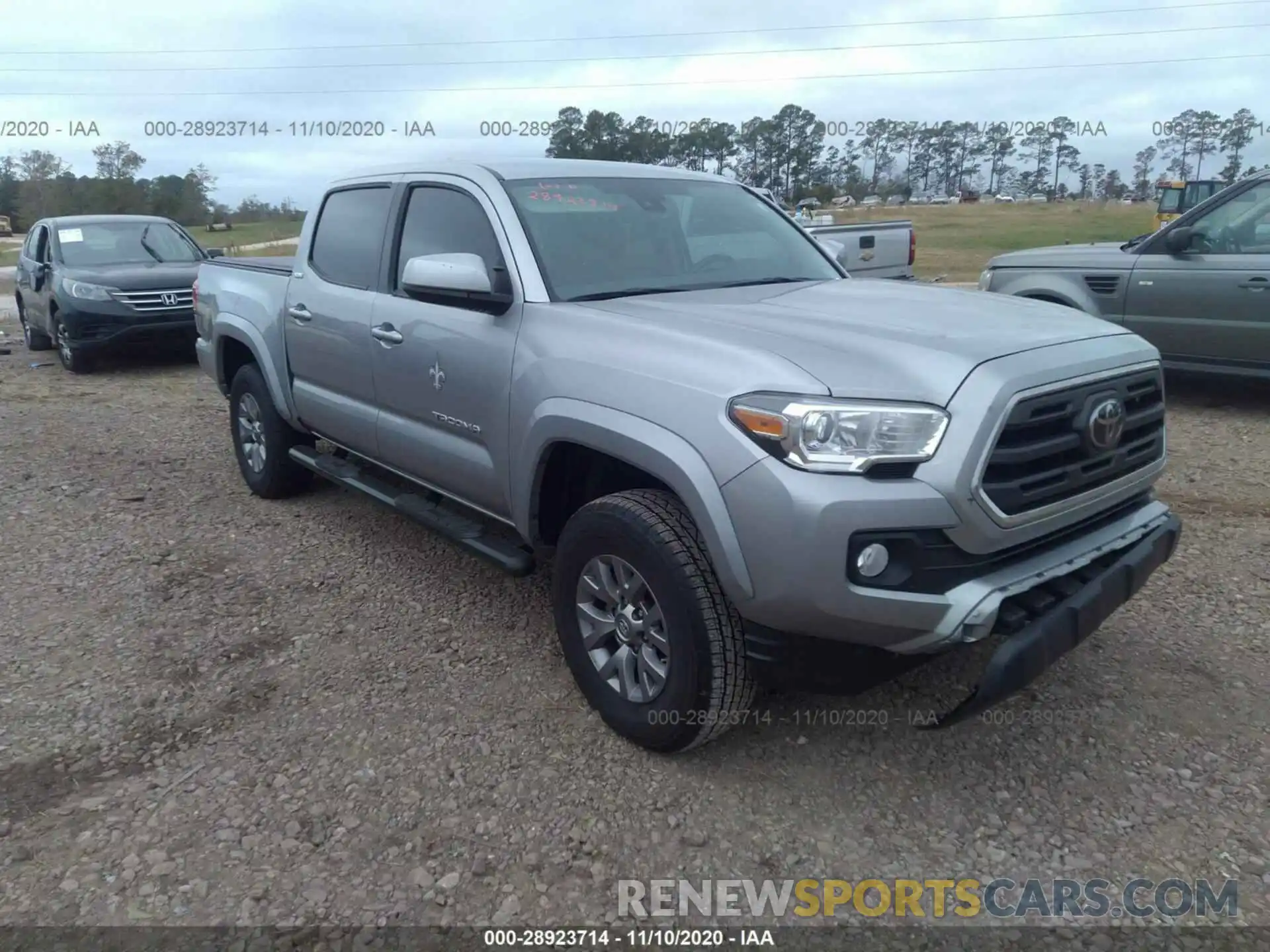 1 Фотография поврежденного автомобиля 5TFAZ5CN1KX079641 TOYOTA TACOMA 2WD 2019