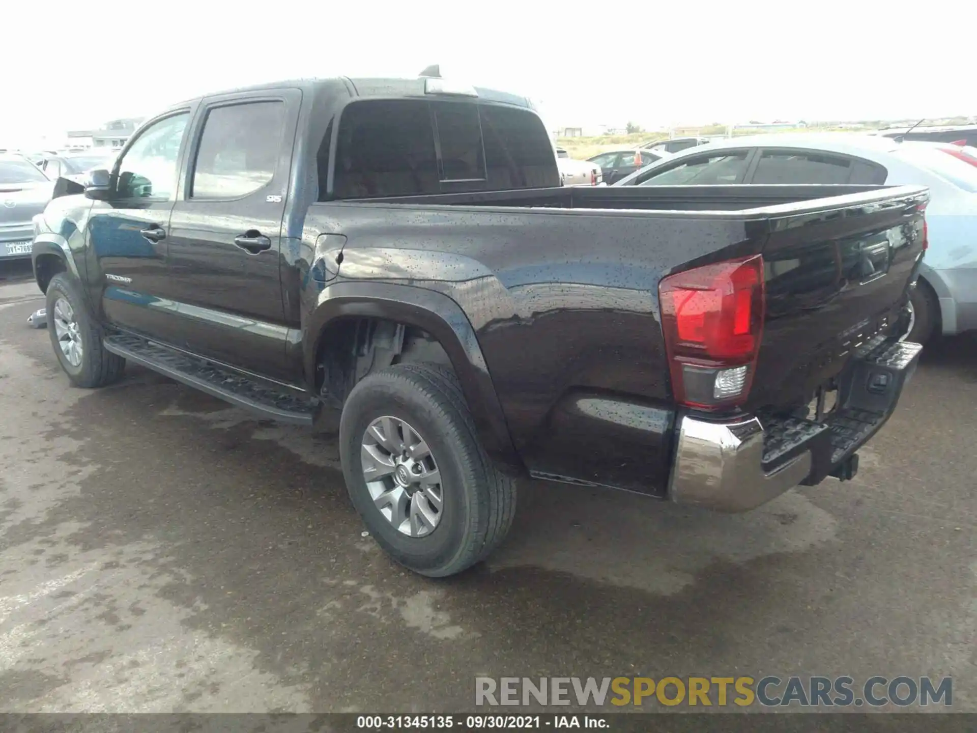 3 Photograph of a damaged car 5TFAZ5CN1KX081163 TOYOTA TACOMA 2WD 2019