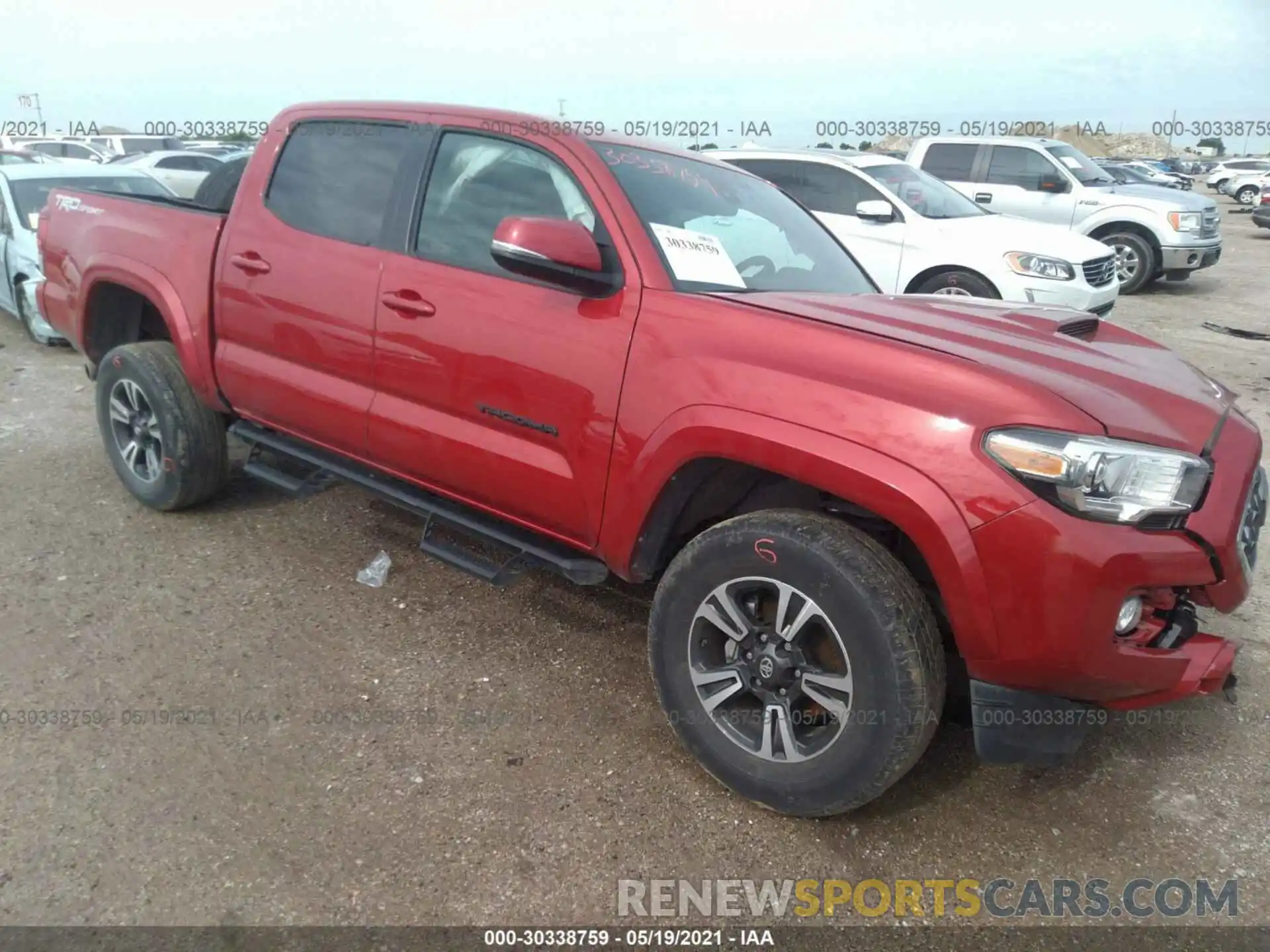 1 Photograph of a damaged car 5TFAZ5CN1KX081549 TOYOTA TACOMA 2WD 2019