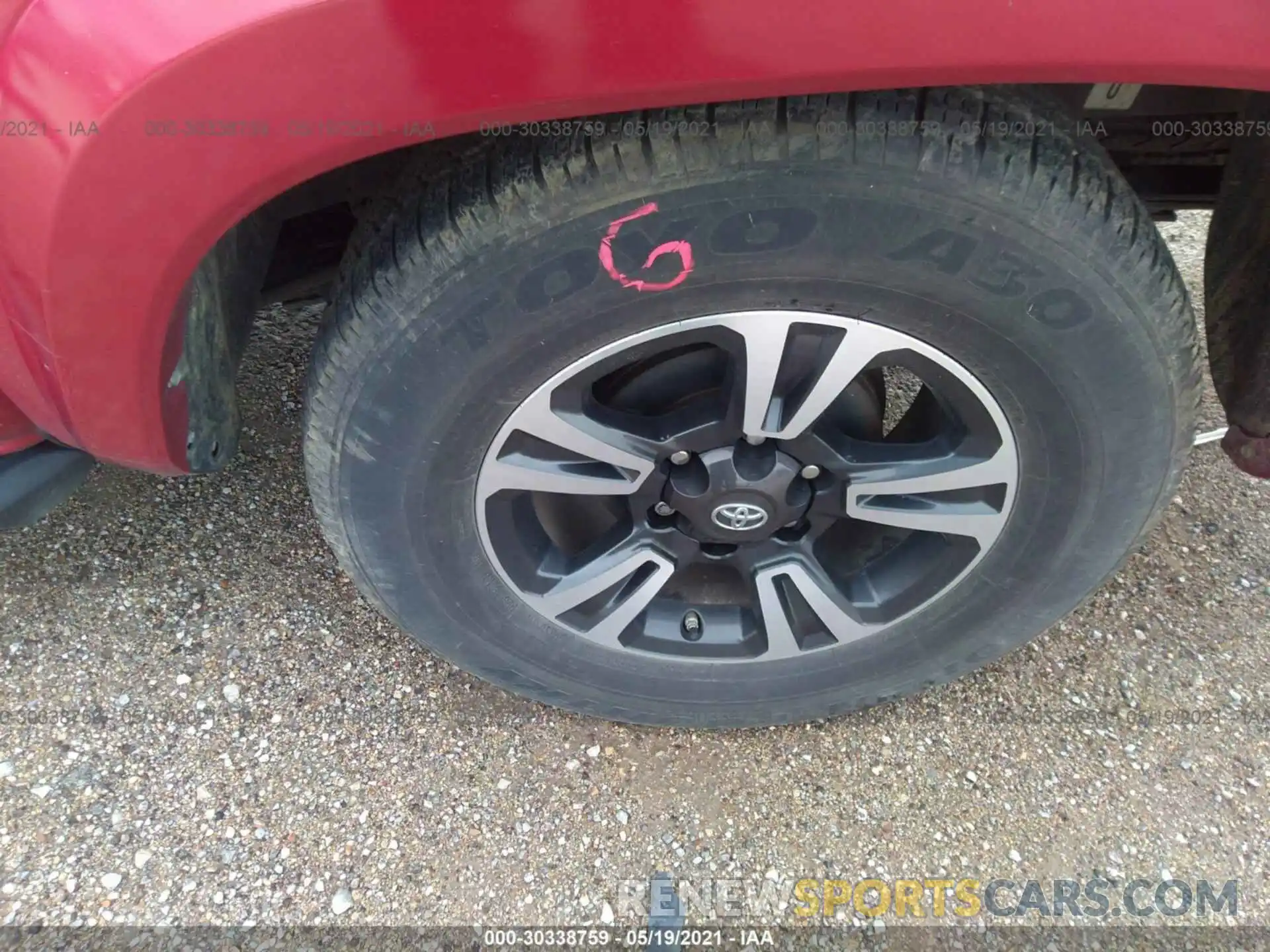 13 Photograph of a damaged car 5TFAZ5CN1KX081549 TOYOTA TACOMA 2WD 2019