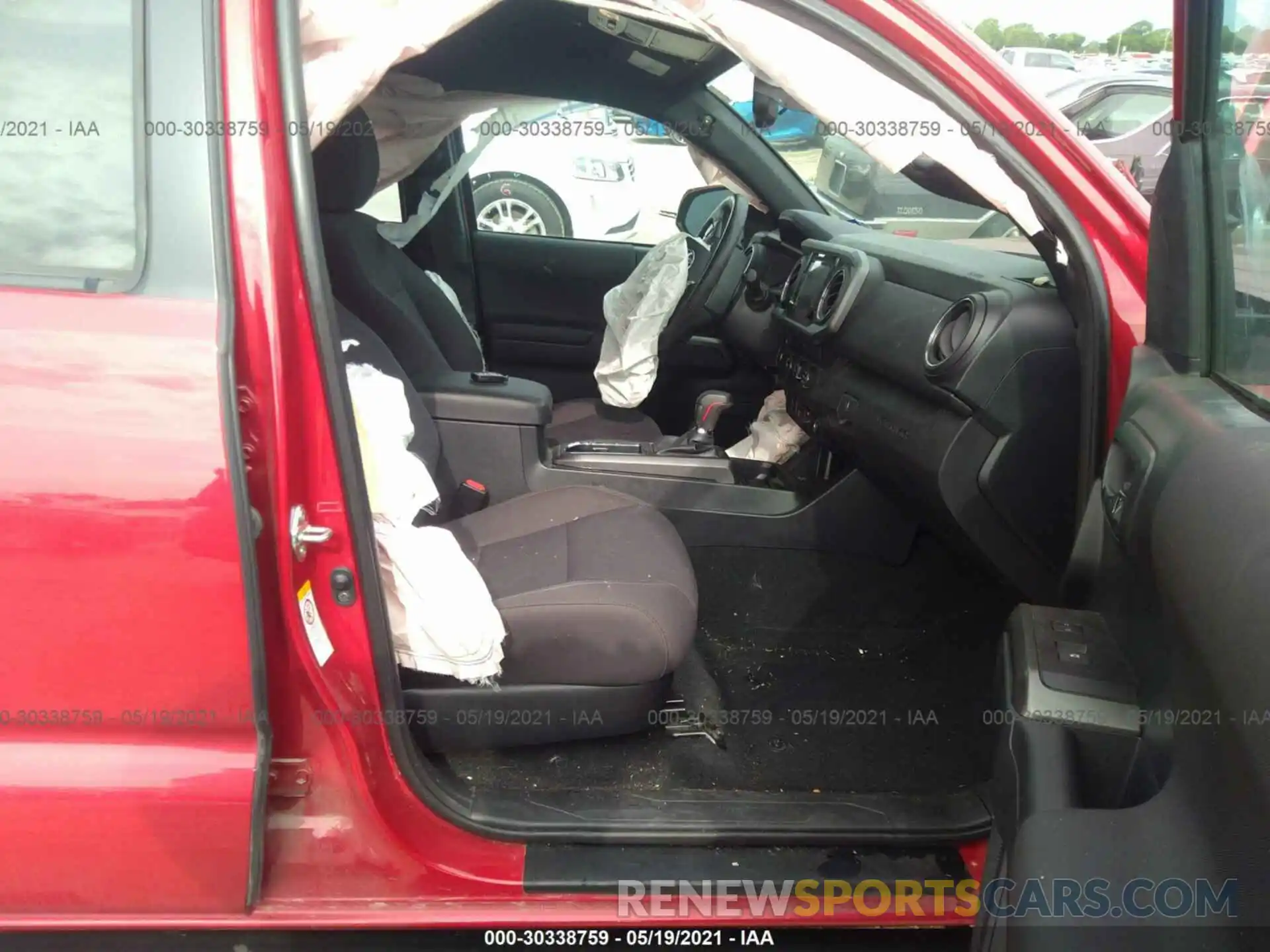 5 Photograph of a damaged car 5TFAZ5CN1KX081549 TOYOTA TACOMA 2WD 2019