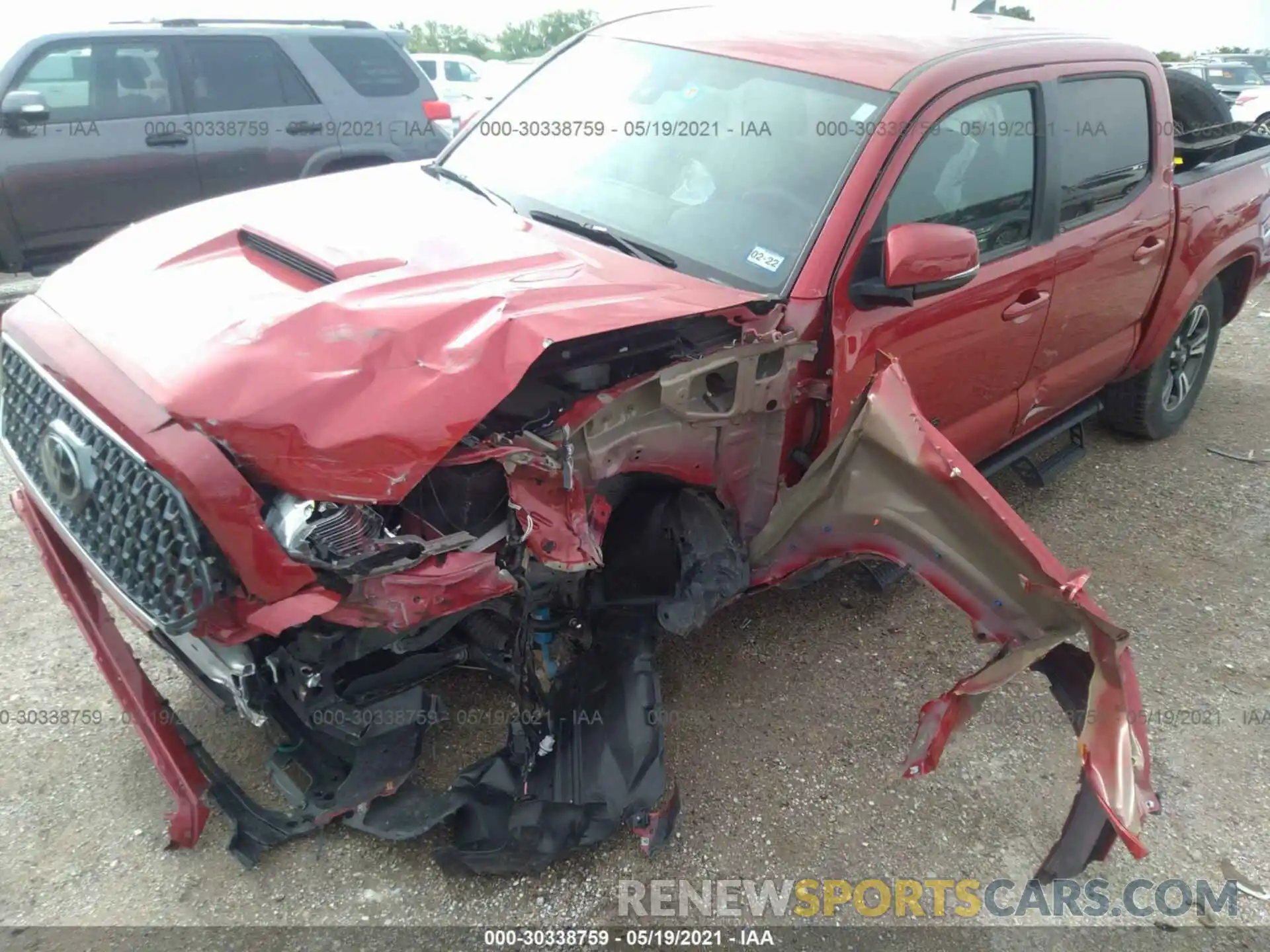 6 Photograph of a damaged car 5TFAZ5CN1KX081549 TOYOTA TACOMA 2WD 2019