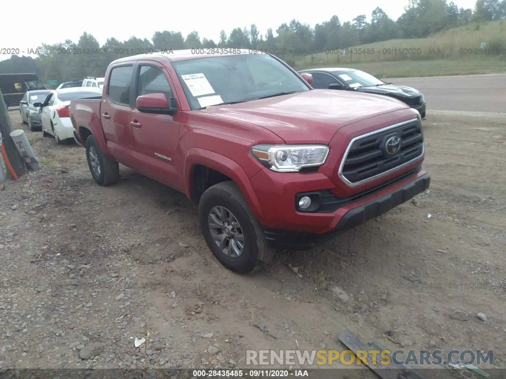 1 Photograph of a damaged car 5TFAZ5CN1KX082295 TOYOTA TACOMA 2WD 2019