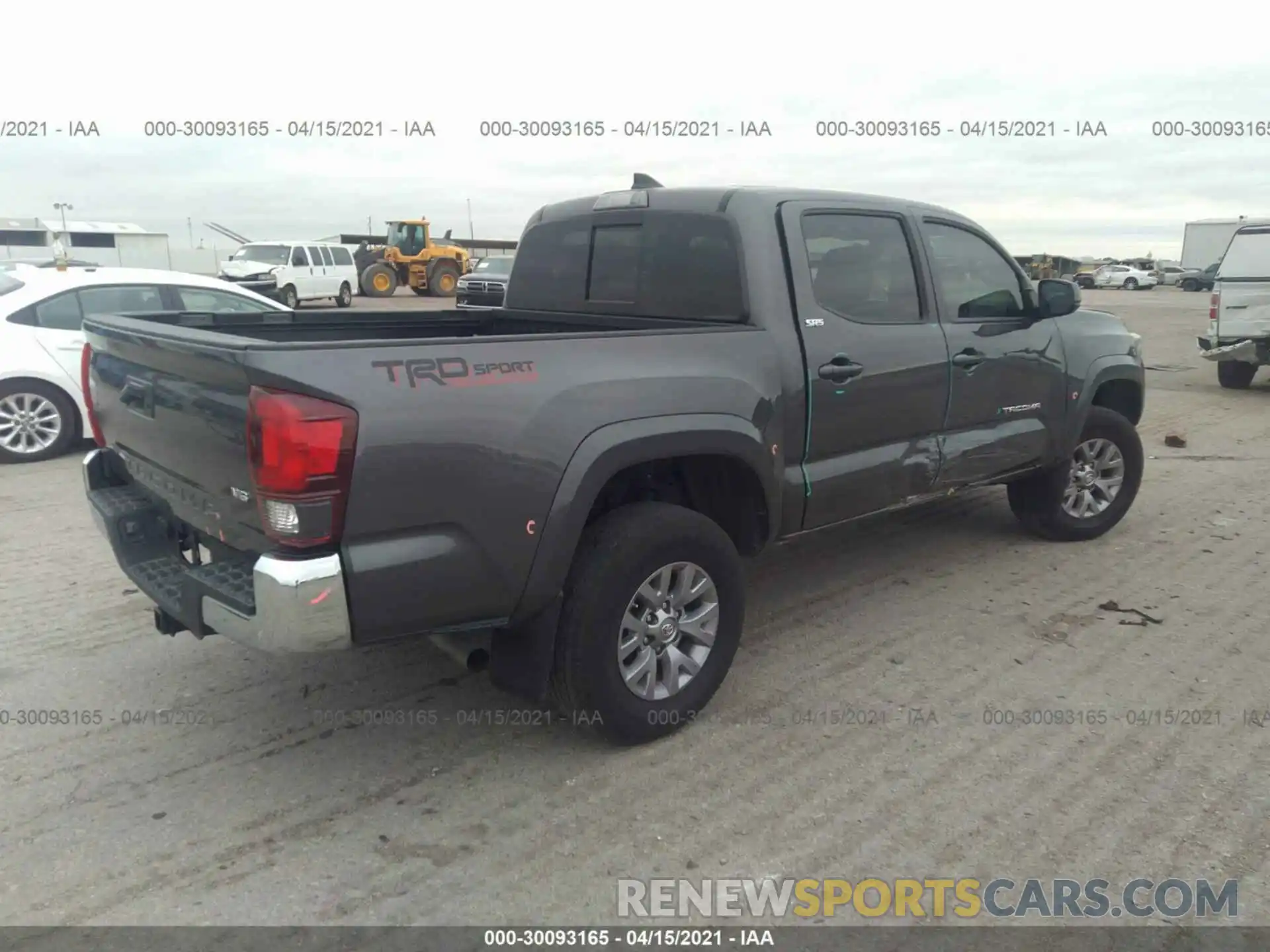 4 Photograph of a damaged car 5TFAZ5CN2KX085755 TOYOTA TACOMA 2WD 2019